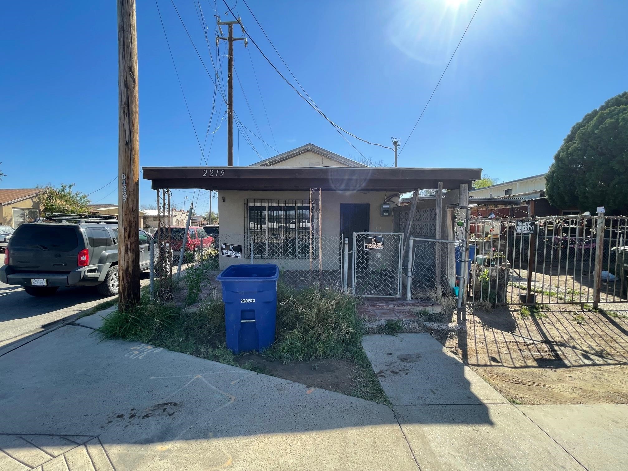 2219 San Dario Ave Property Photo 1