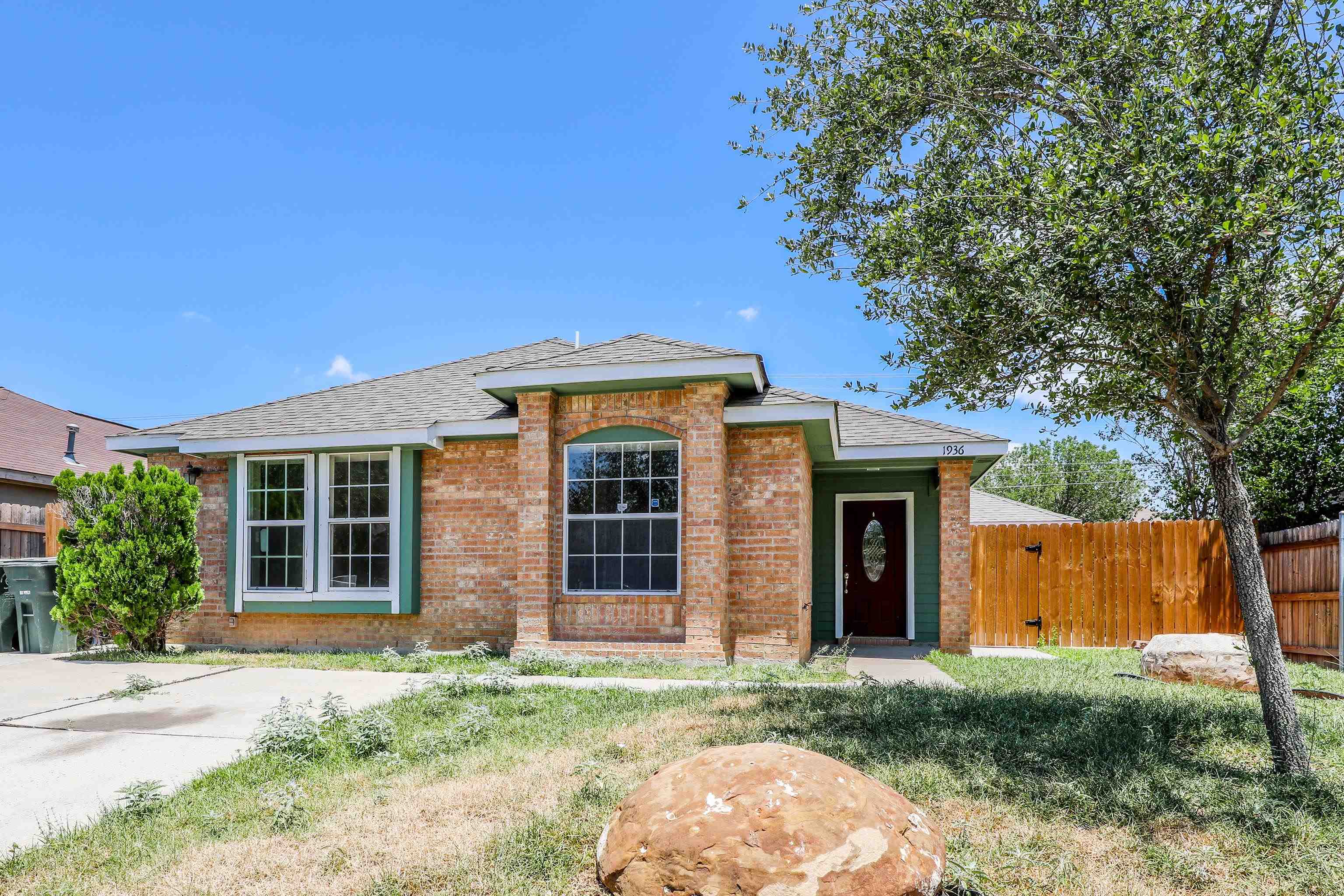 1936 Denmark Ln