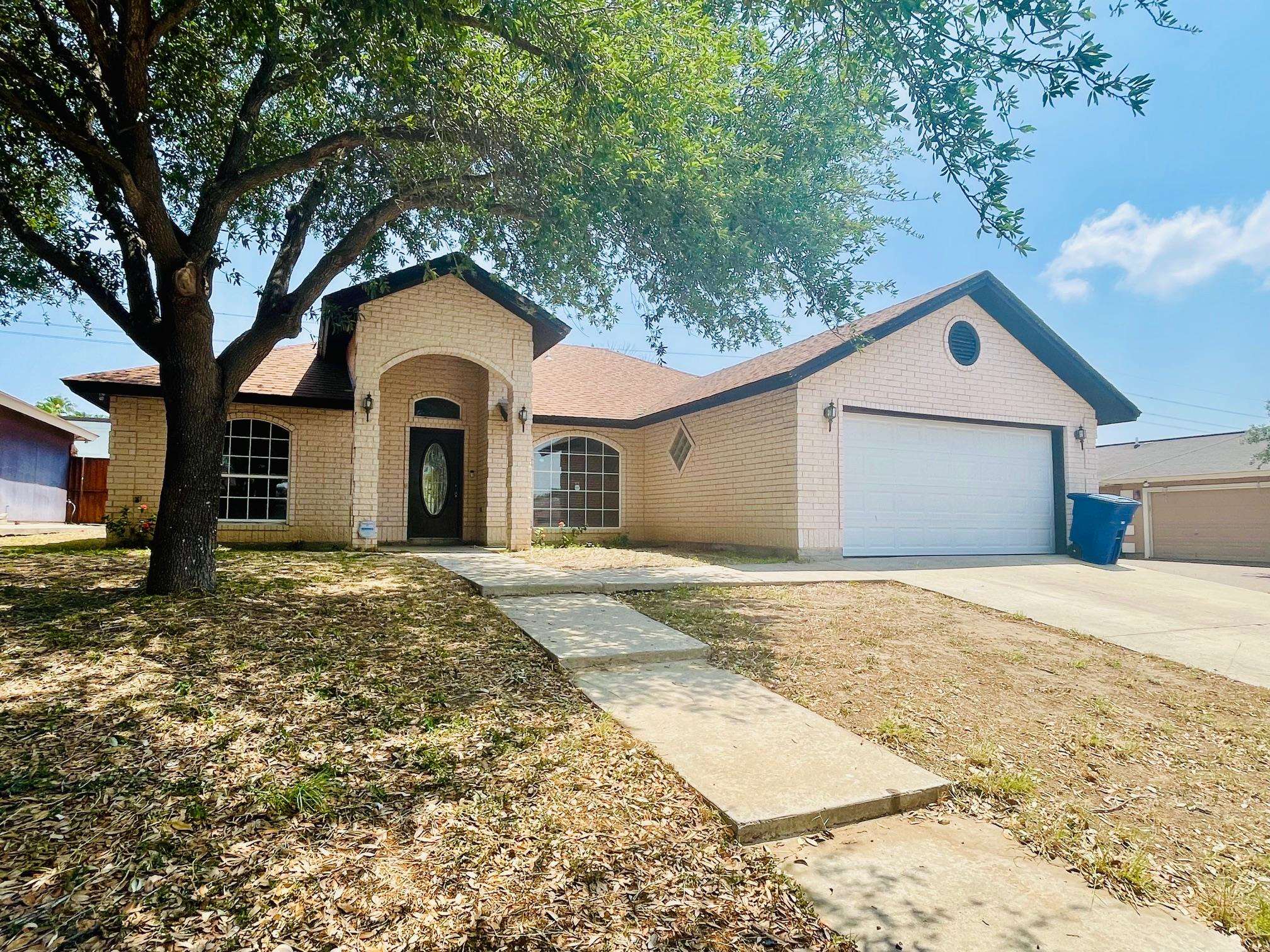 9015 Siller Lp Property Photo 1