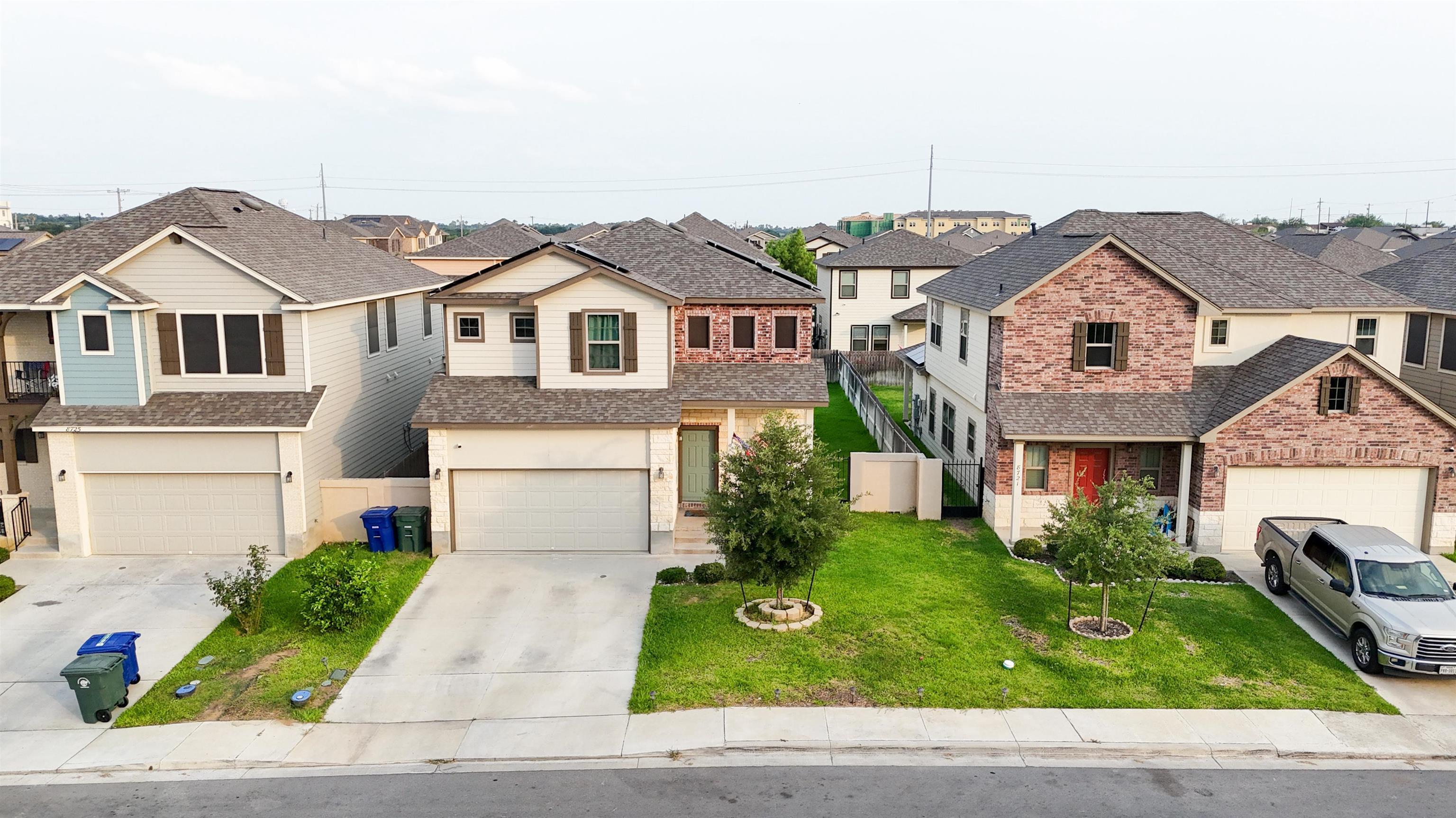 8723 Shiloh Rock Dr Property Photo 1