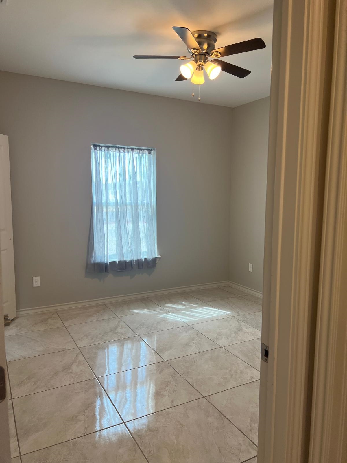 1201 Gage Ave G80 Property Photo 8