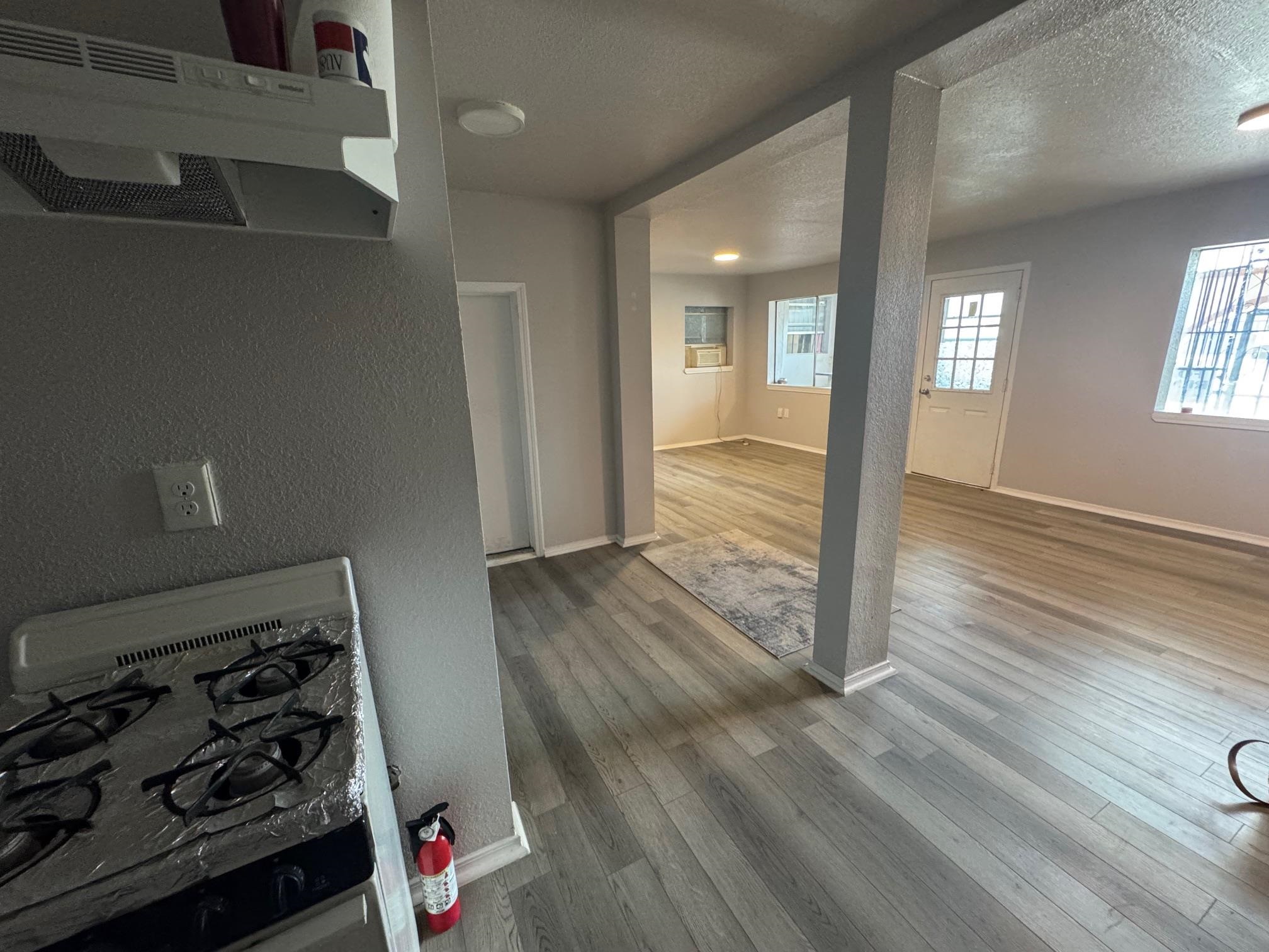 520 Hidalgo St 1 Property Photo 11