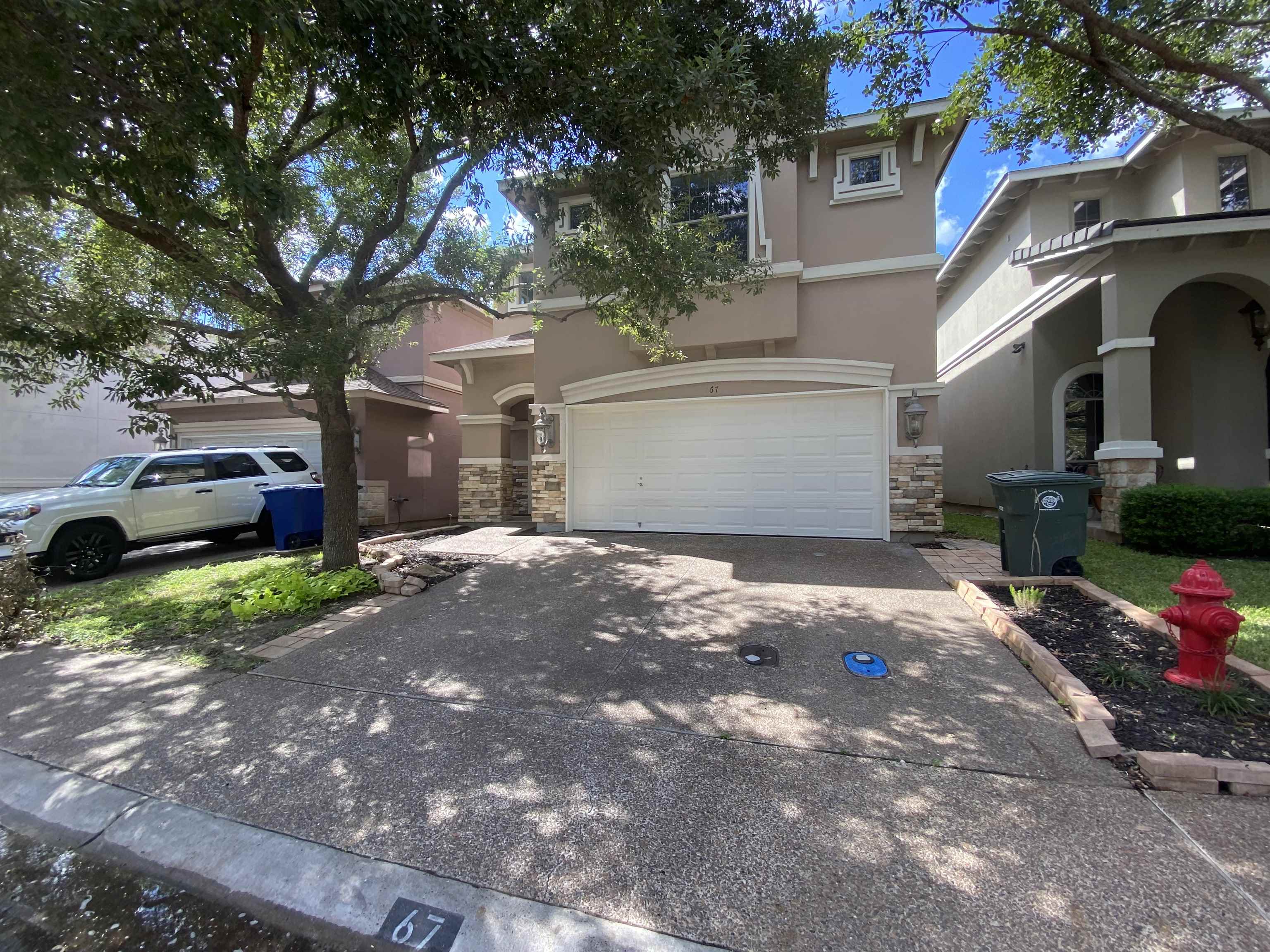 9813 Sandhill Dr Property Photo 1