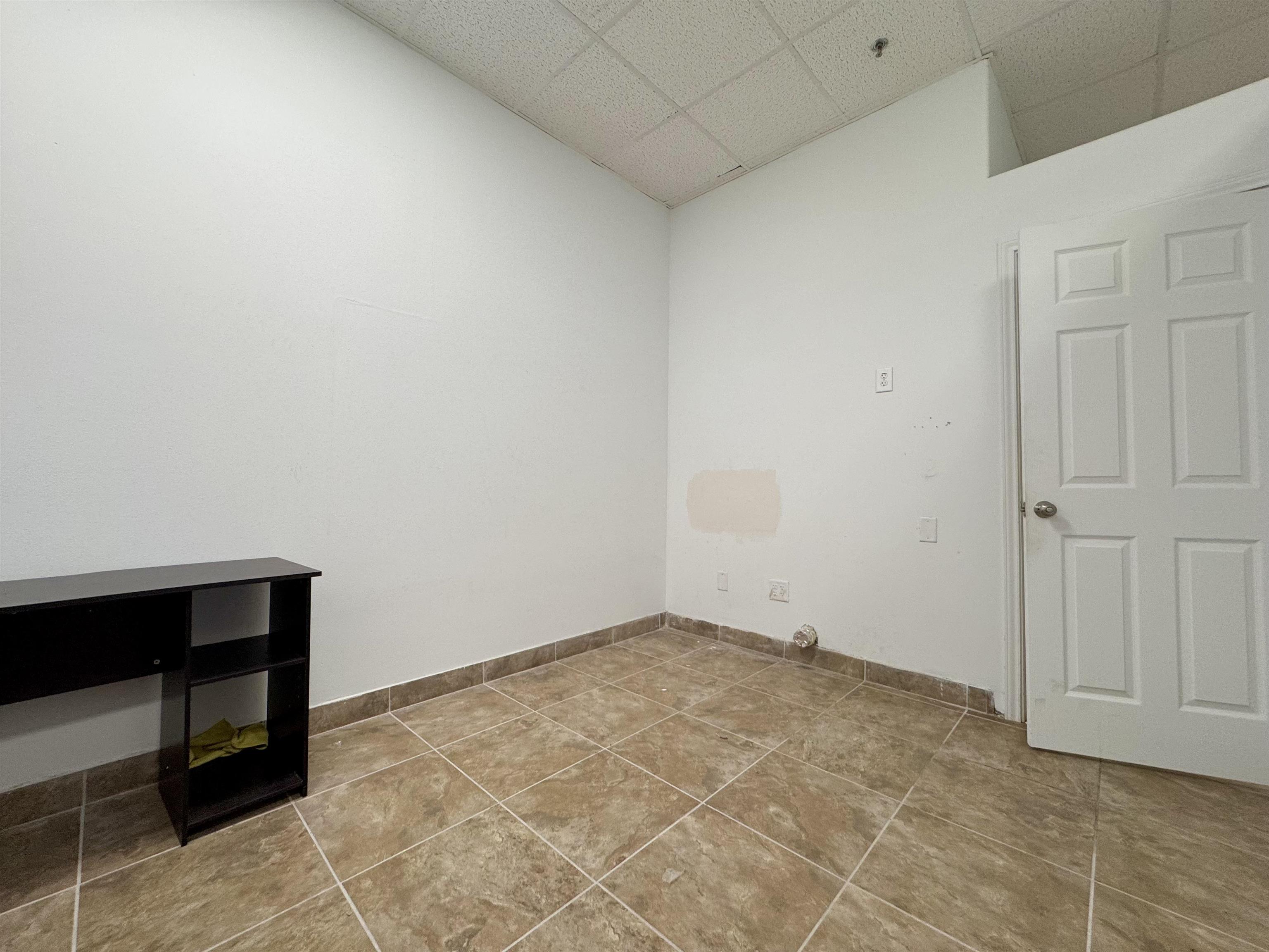 2402 Jacaman Rd Property Photo 13