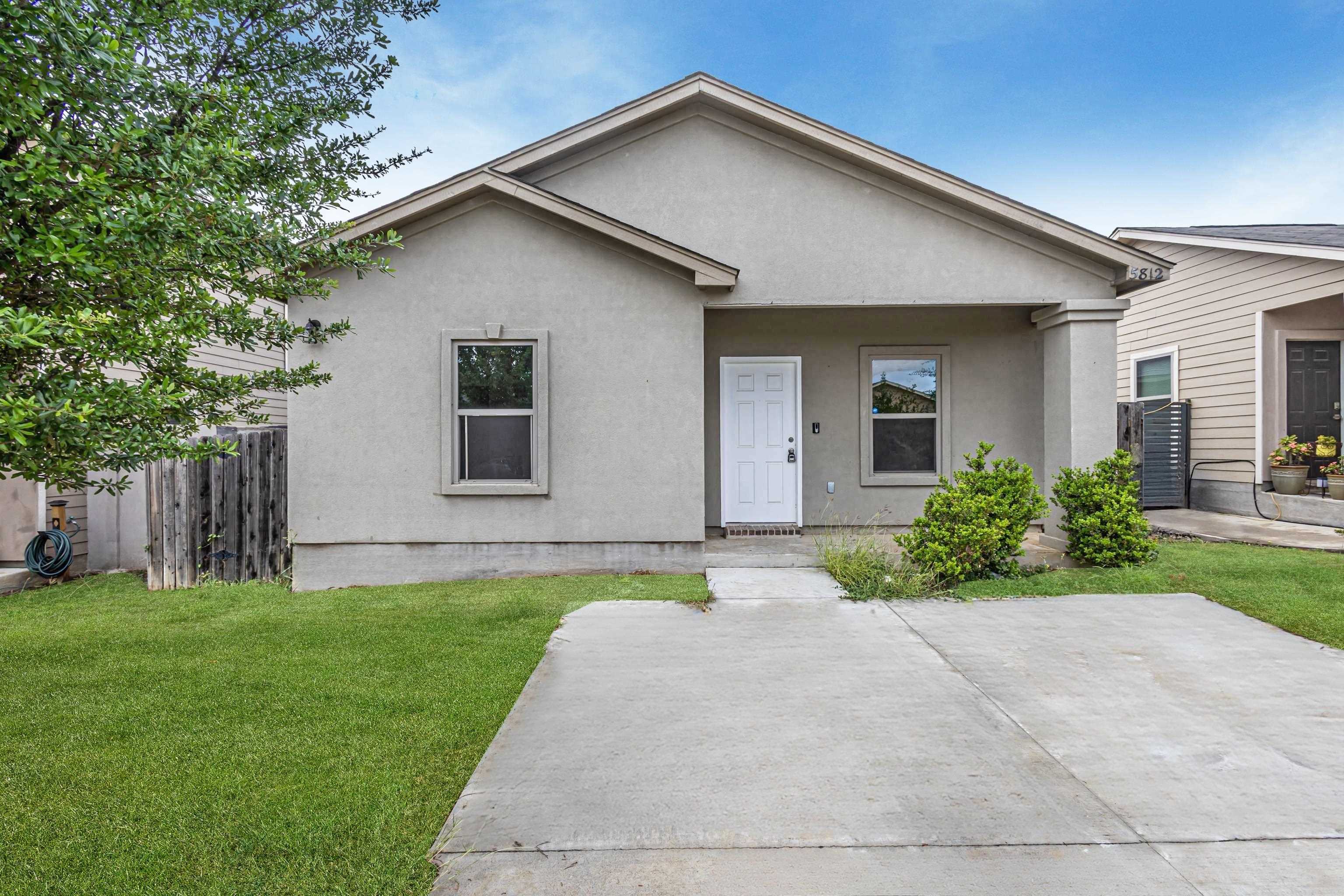 5812 Moses Lp. Property Photo 1