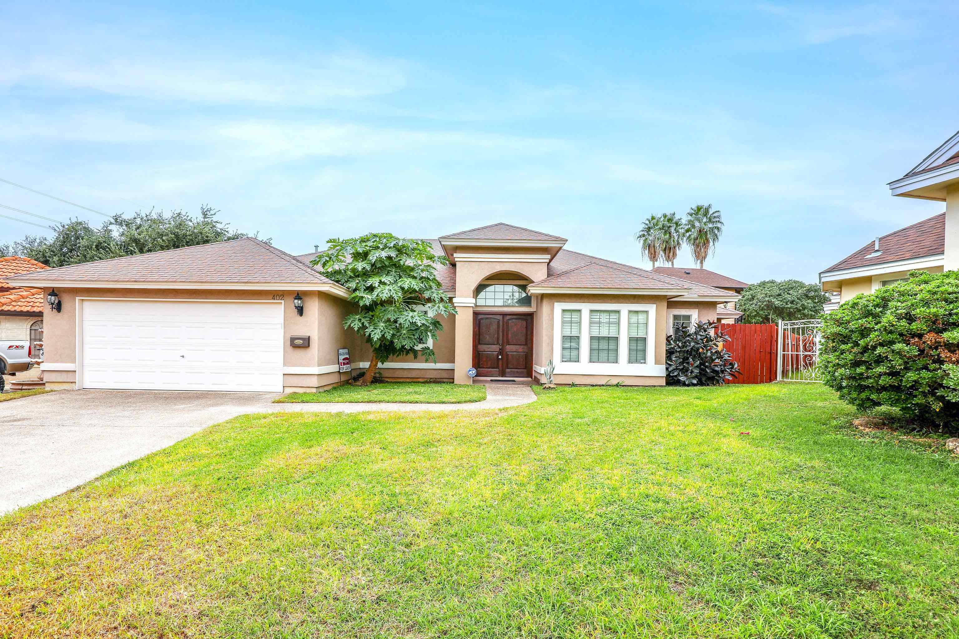 402 Cayman Ct Property Photo 1