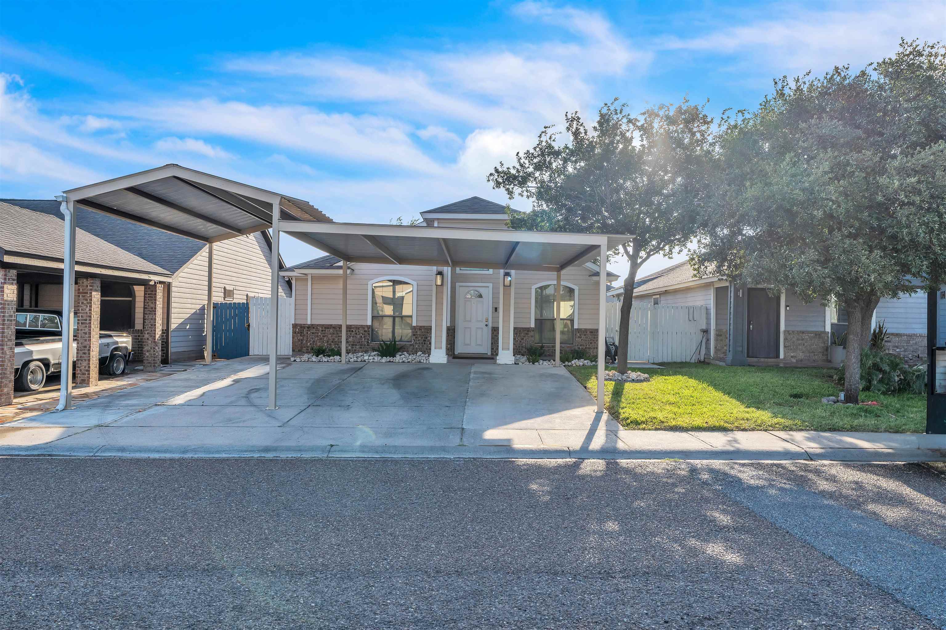 4506 Vanessita Crt Property Photo 1