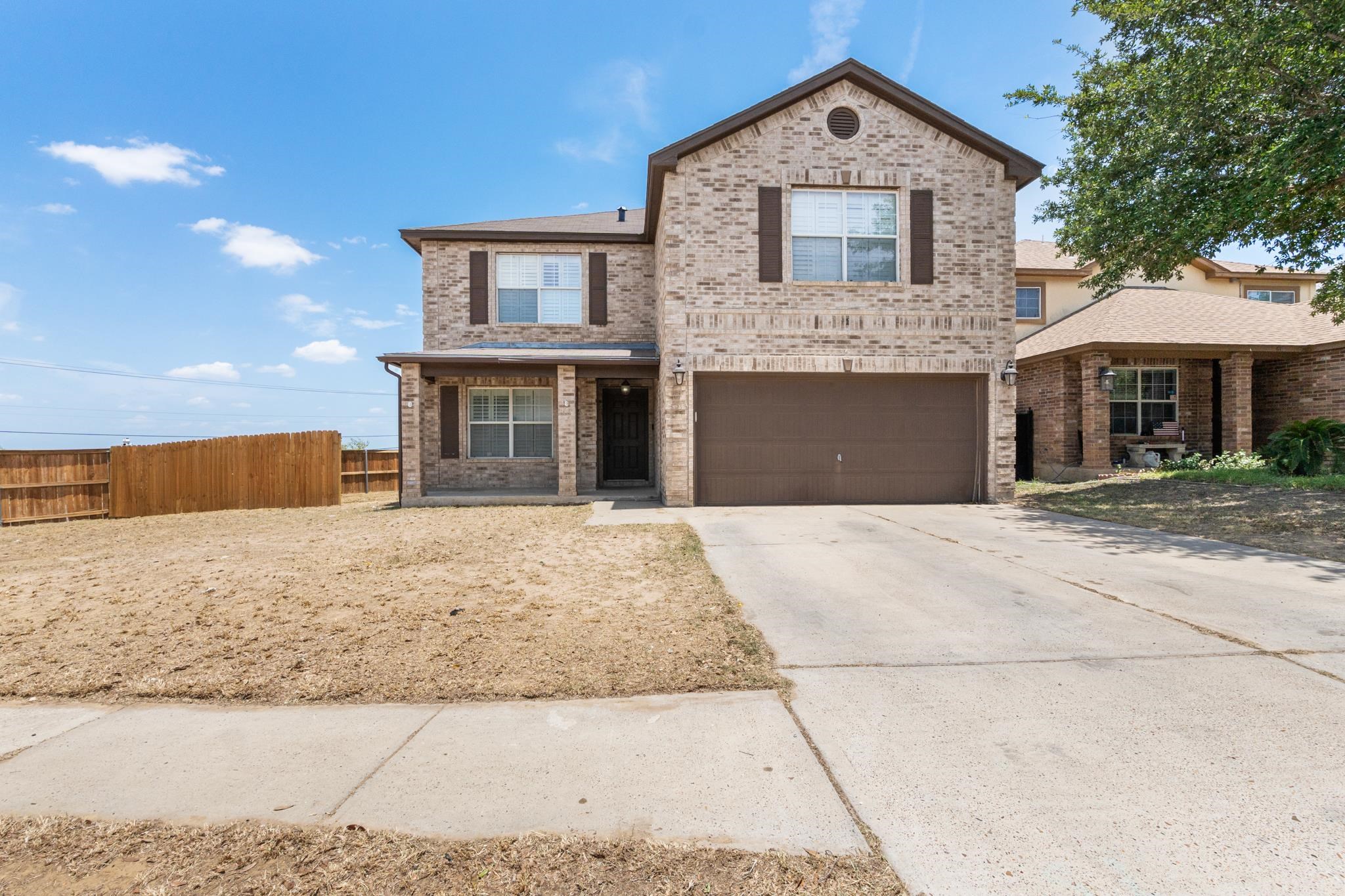 617 Pinos Cr