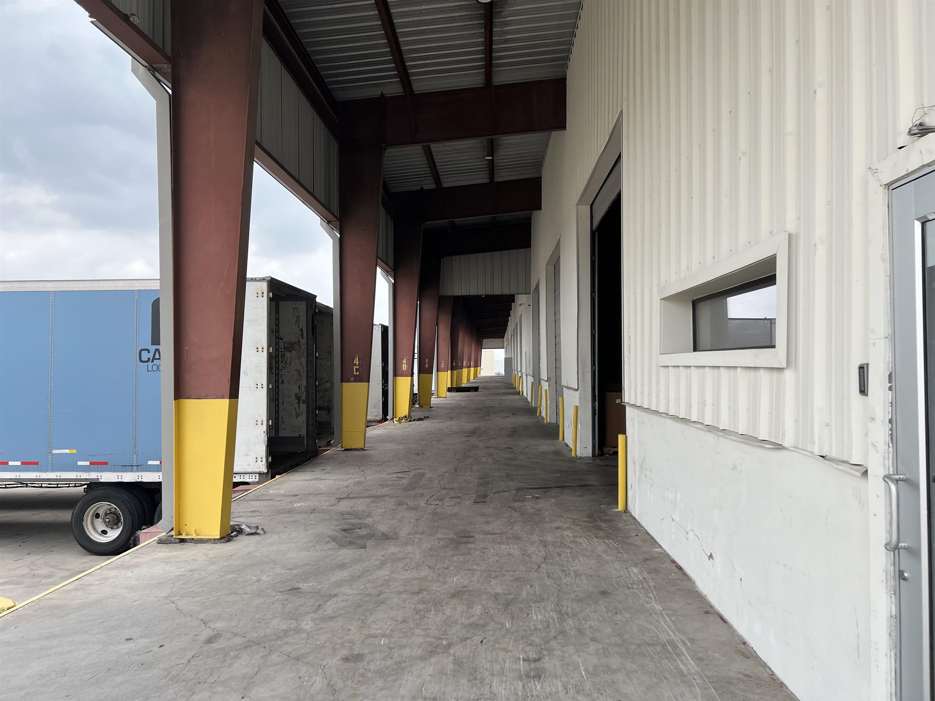 13806 N Unitec Dr Property Photo 4