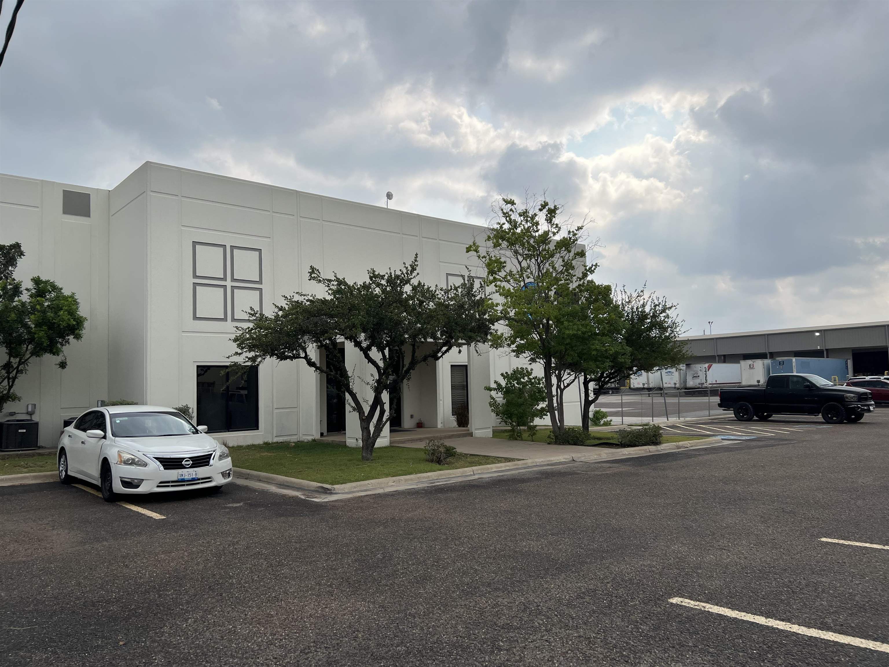 13806 N Unitec Dr Property Photo 7