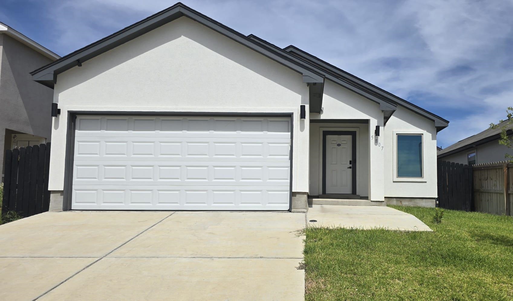 5807 Seminario Ln. Property Photo 1