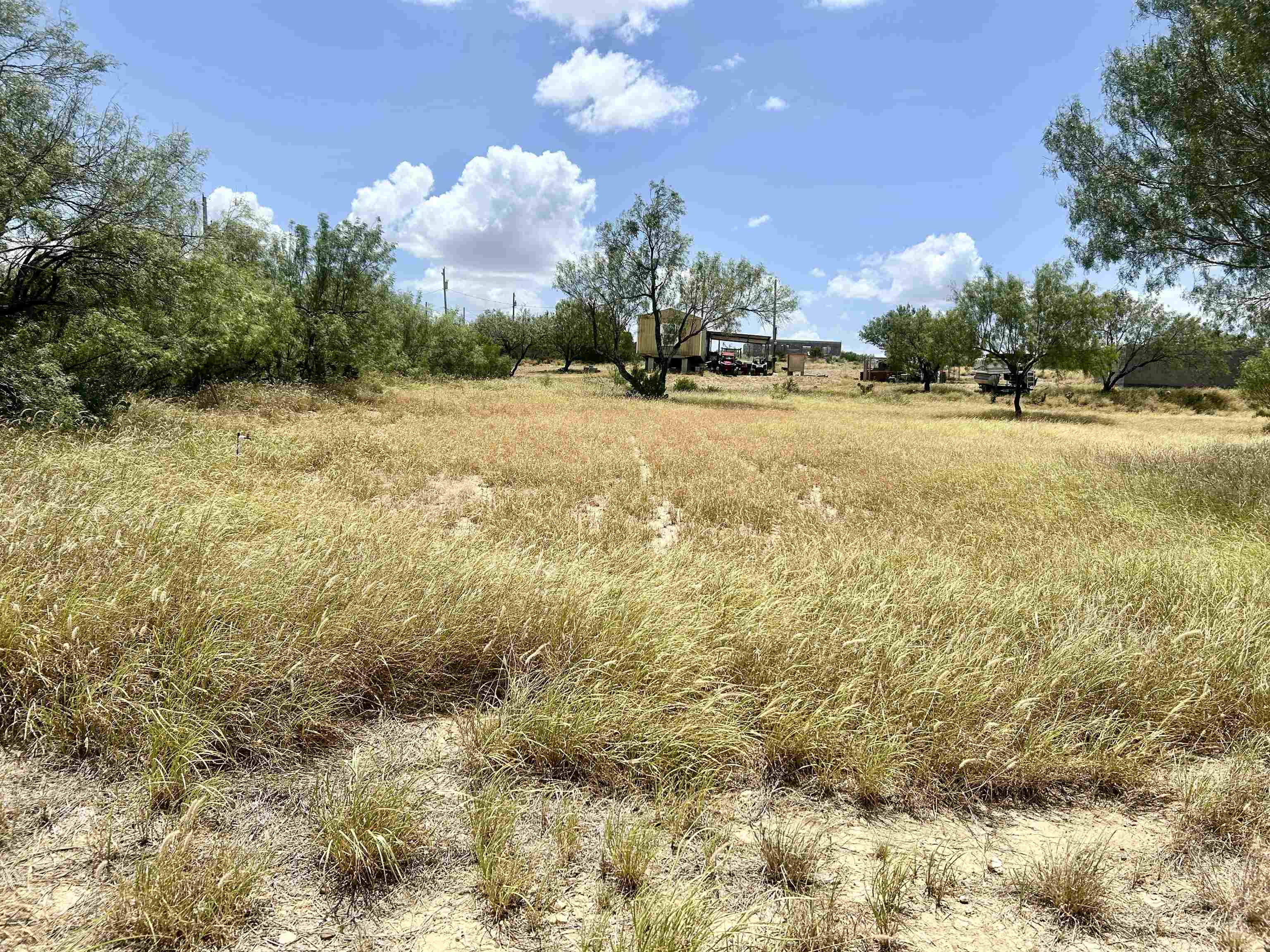 412 Condor Ave. Property Photo 1