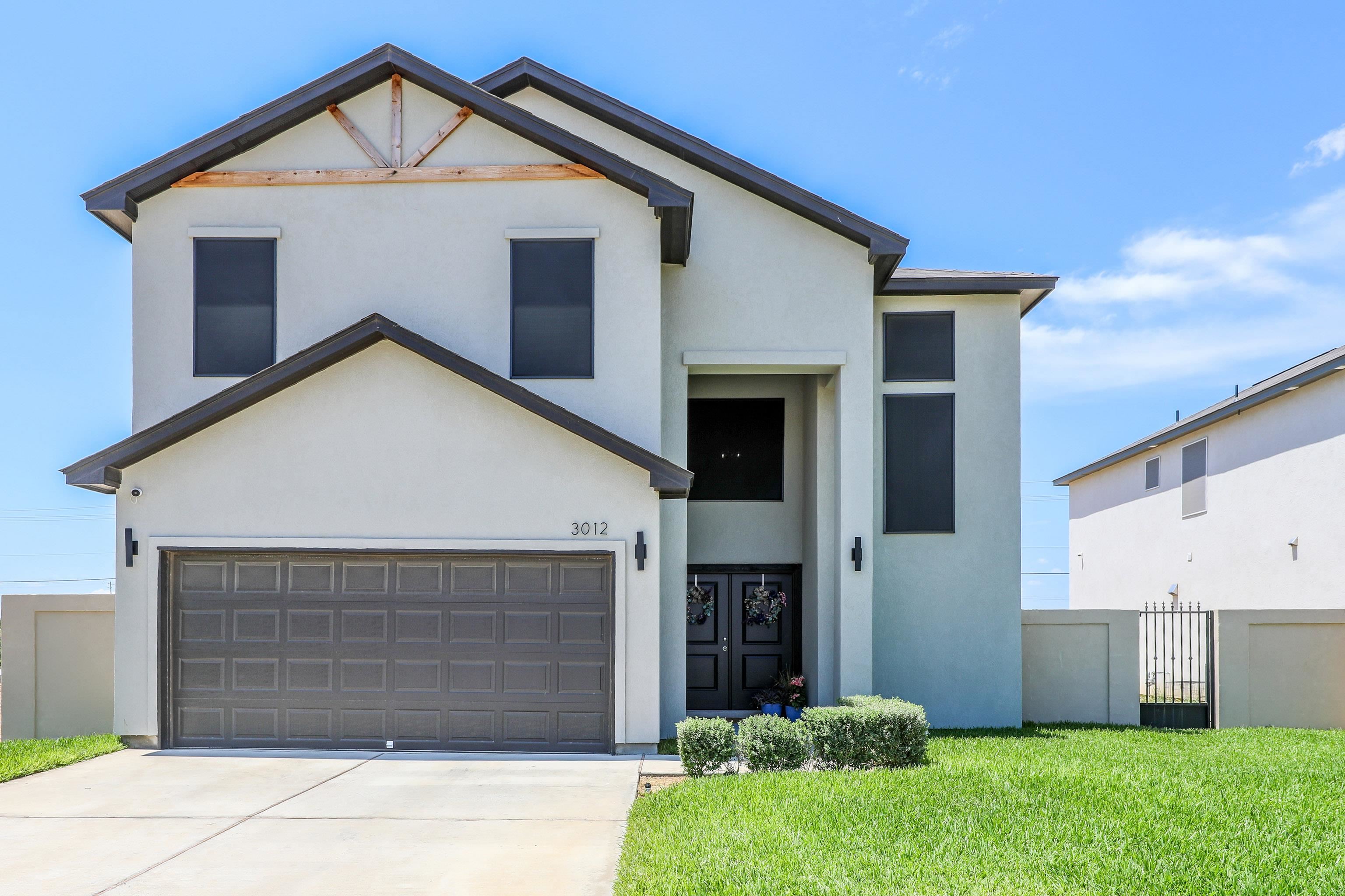 3012 Clydesdale Dr. Property Photo 1