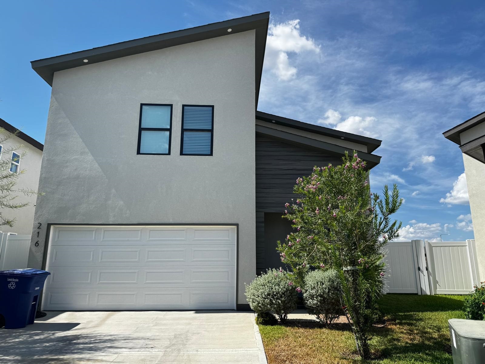 216 Deer Path Loop Property Photo 1