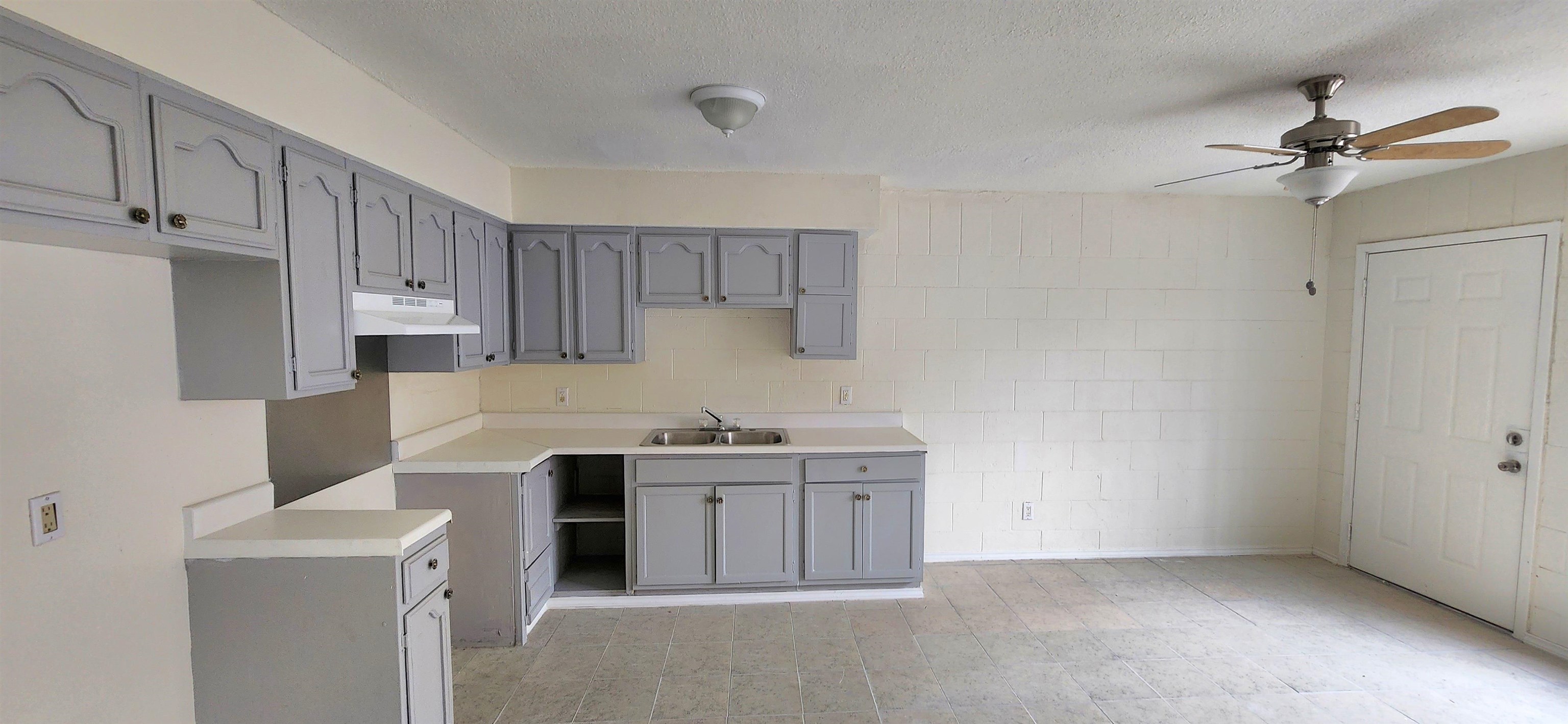 1702 Iturbide St Property Photo 24
