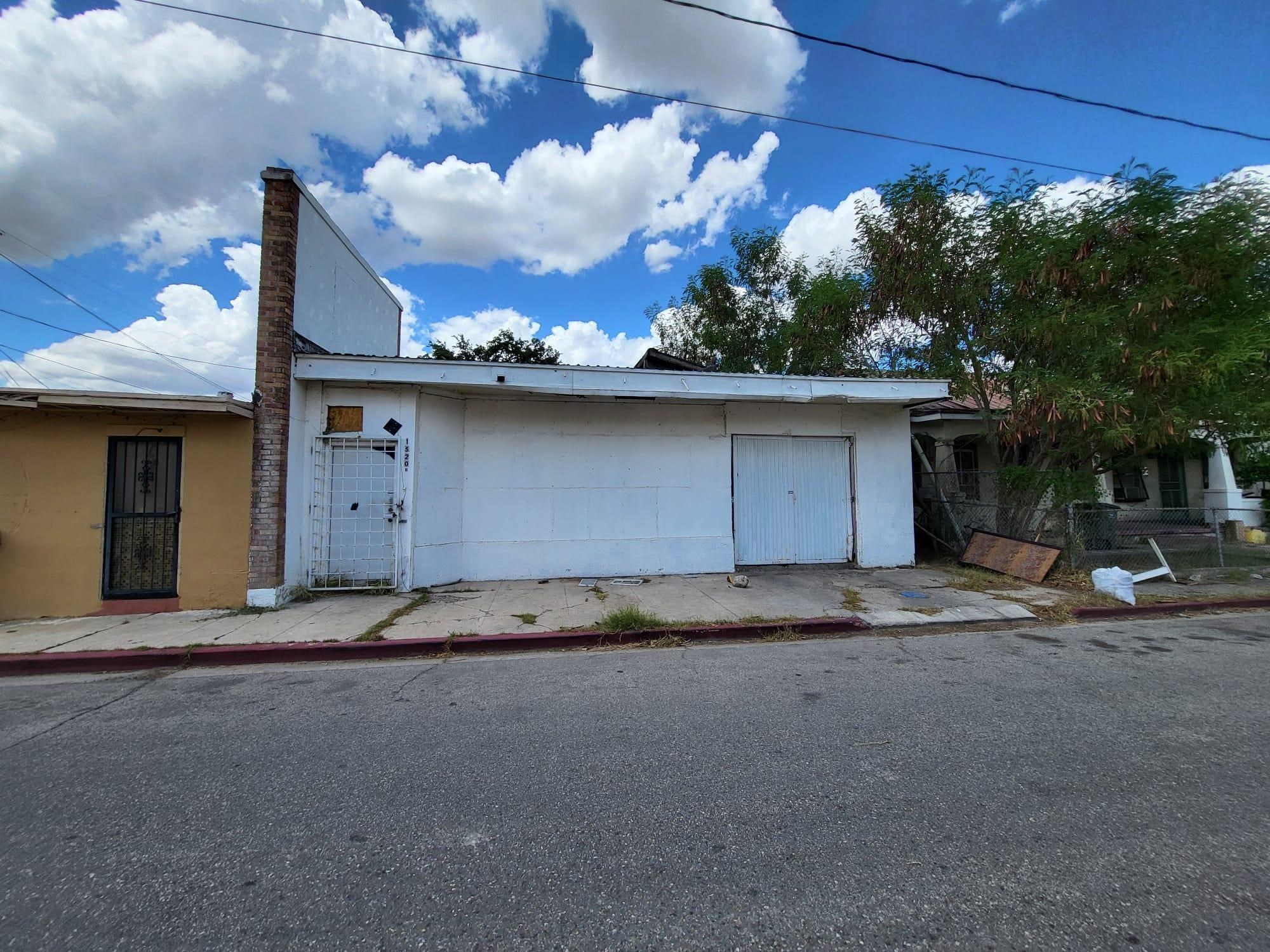 1520 Iturbide St Property Photo 1