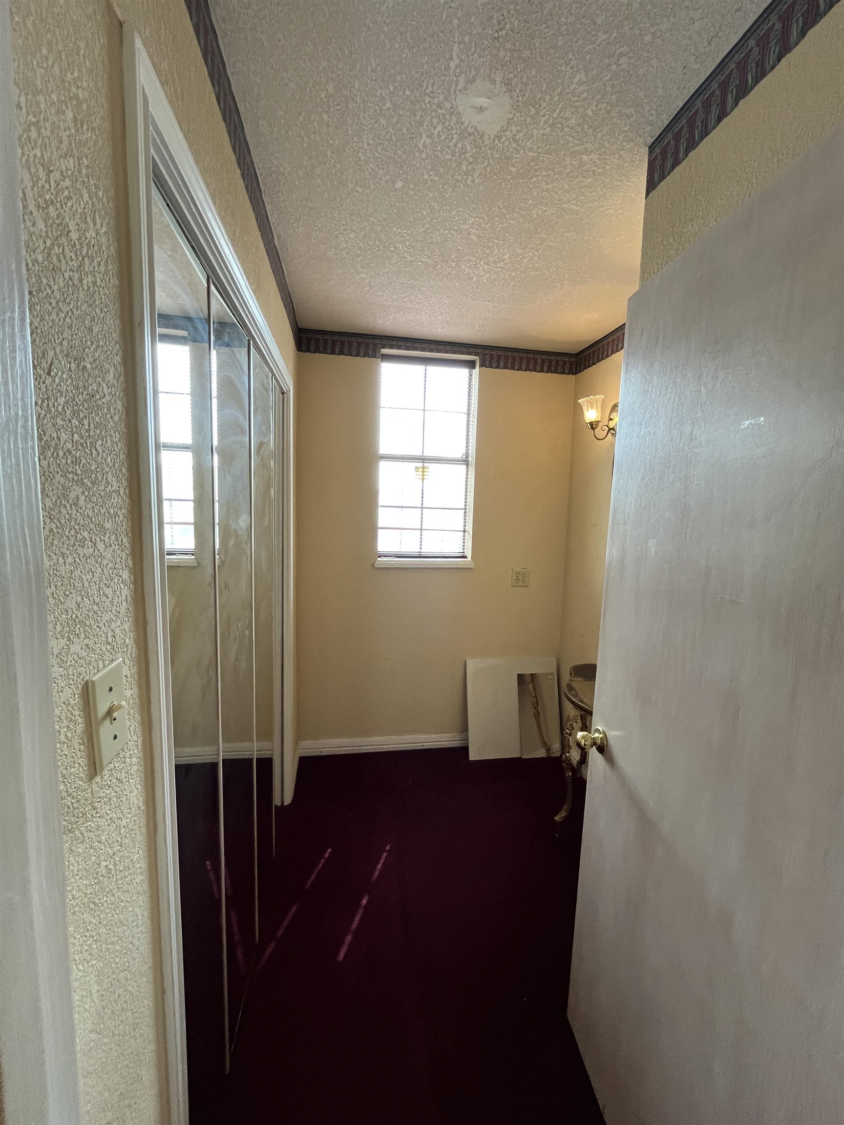 102 W Calton Rd Property Photo 38