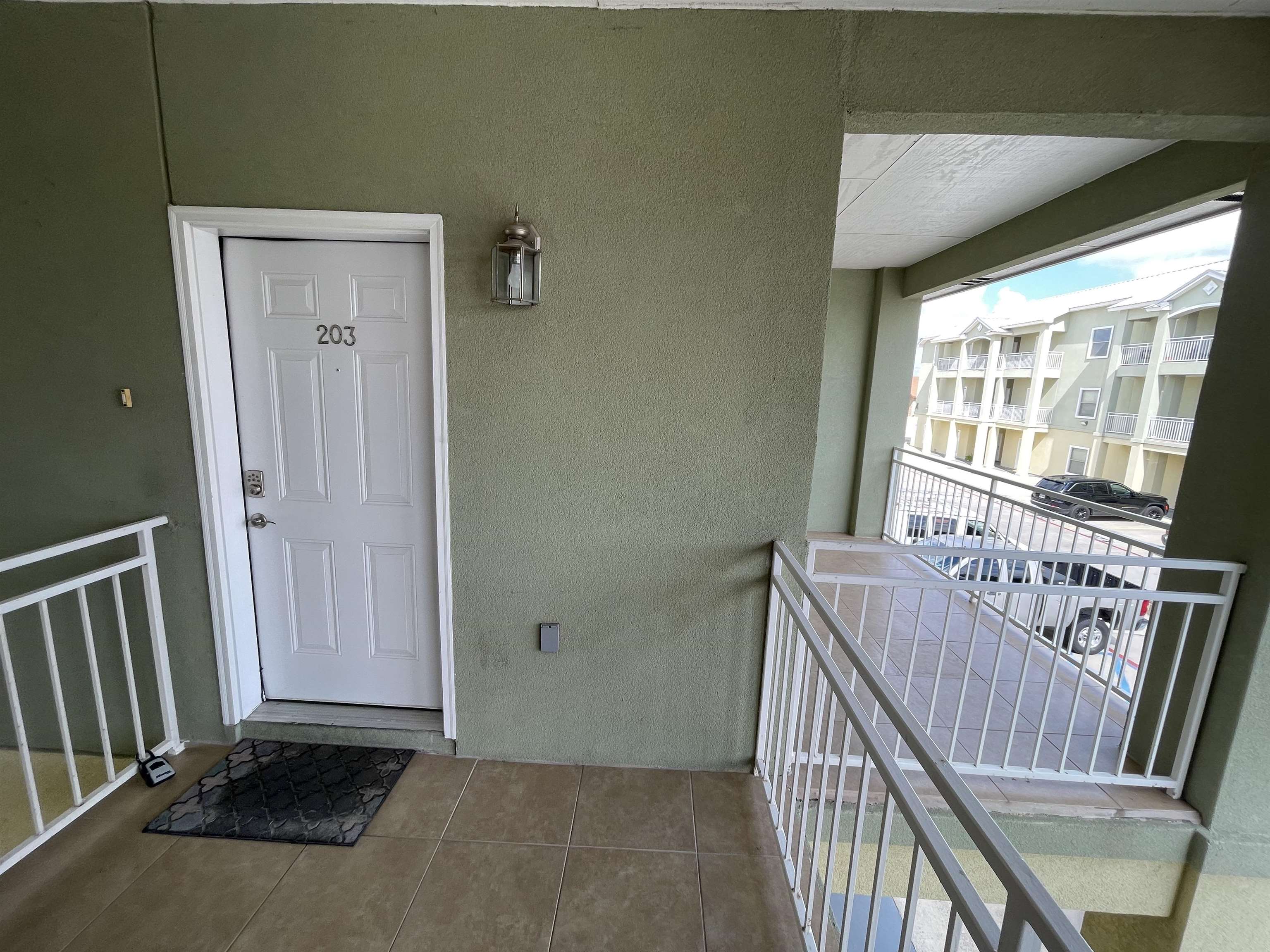 5402 Marcella Ave #203B Property Photo 1