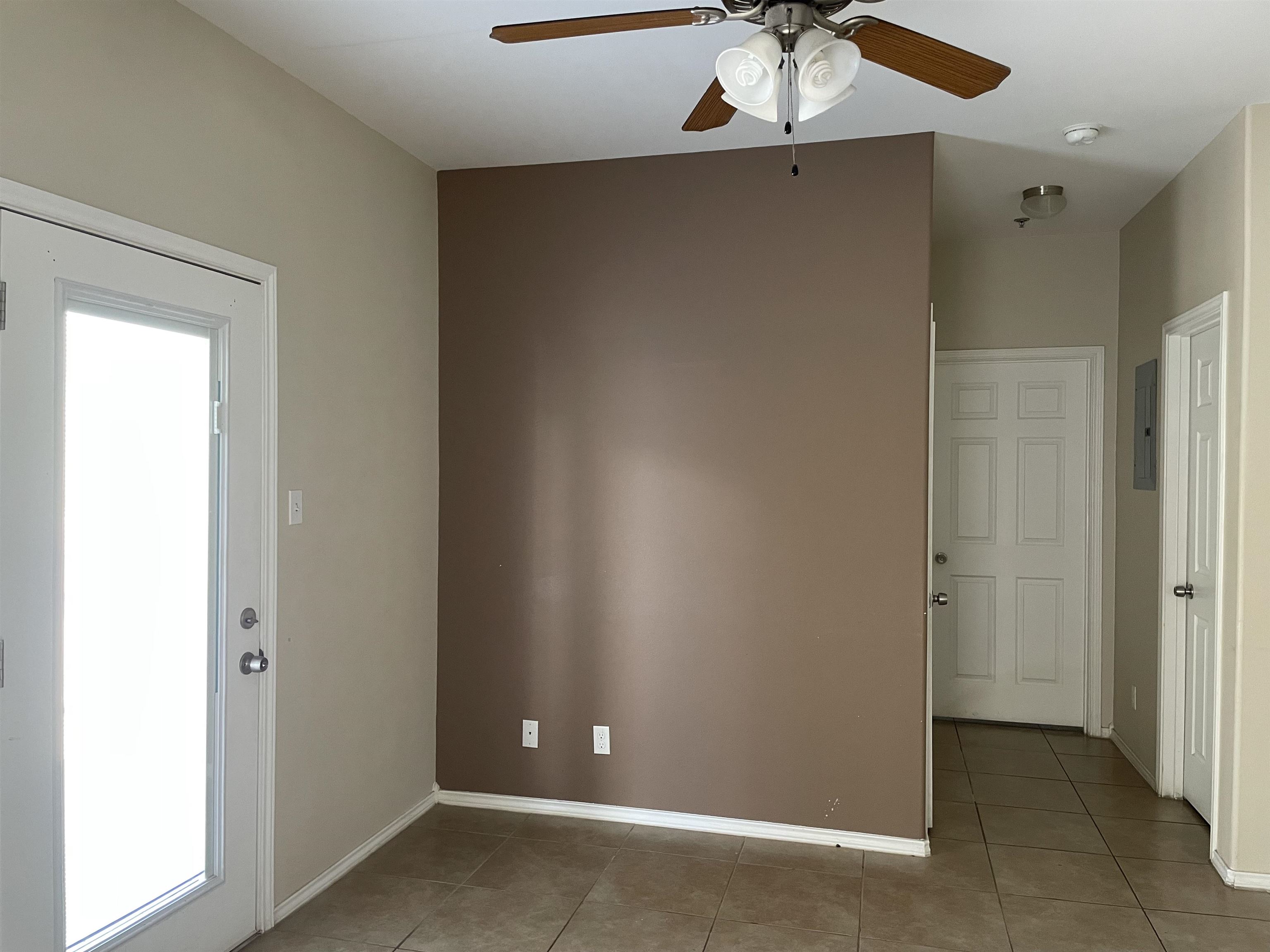 5402 Marcella Ave #103a Property Photo 6