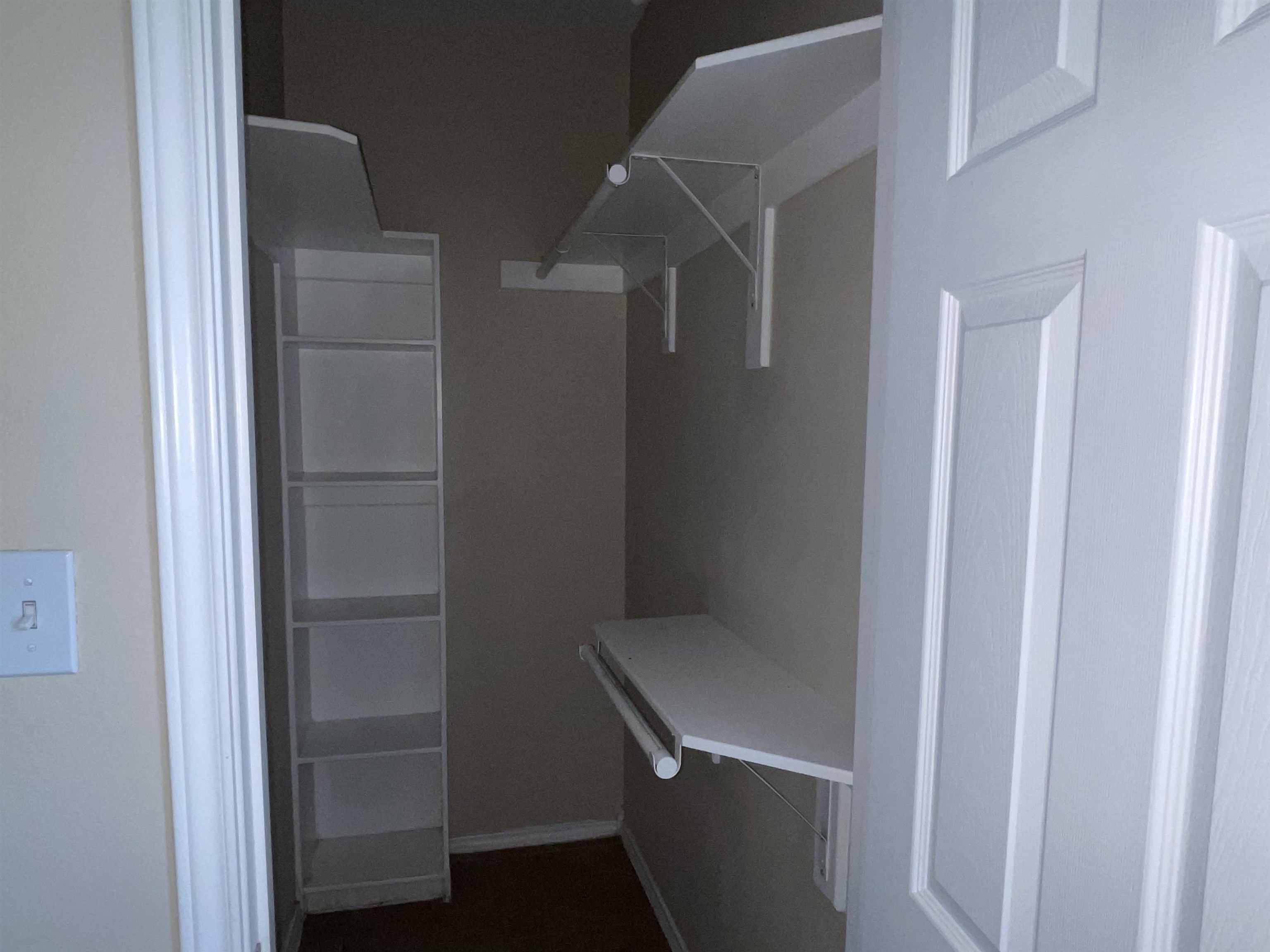 5402 Marcella Ave #103a Property Photo 11