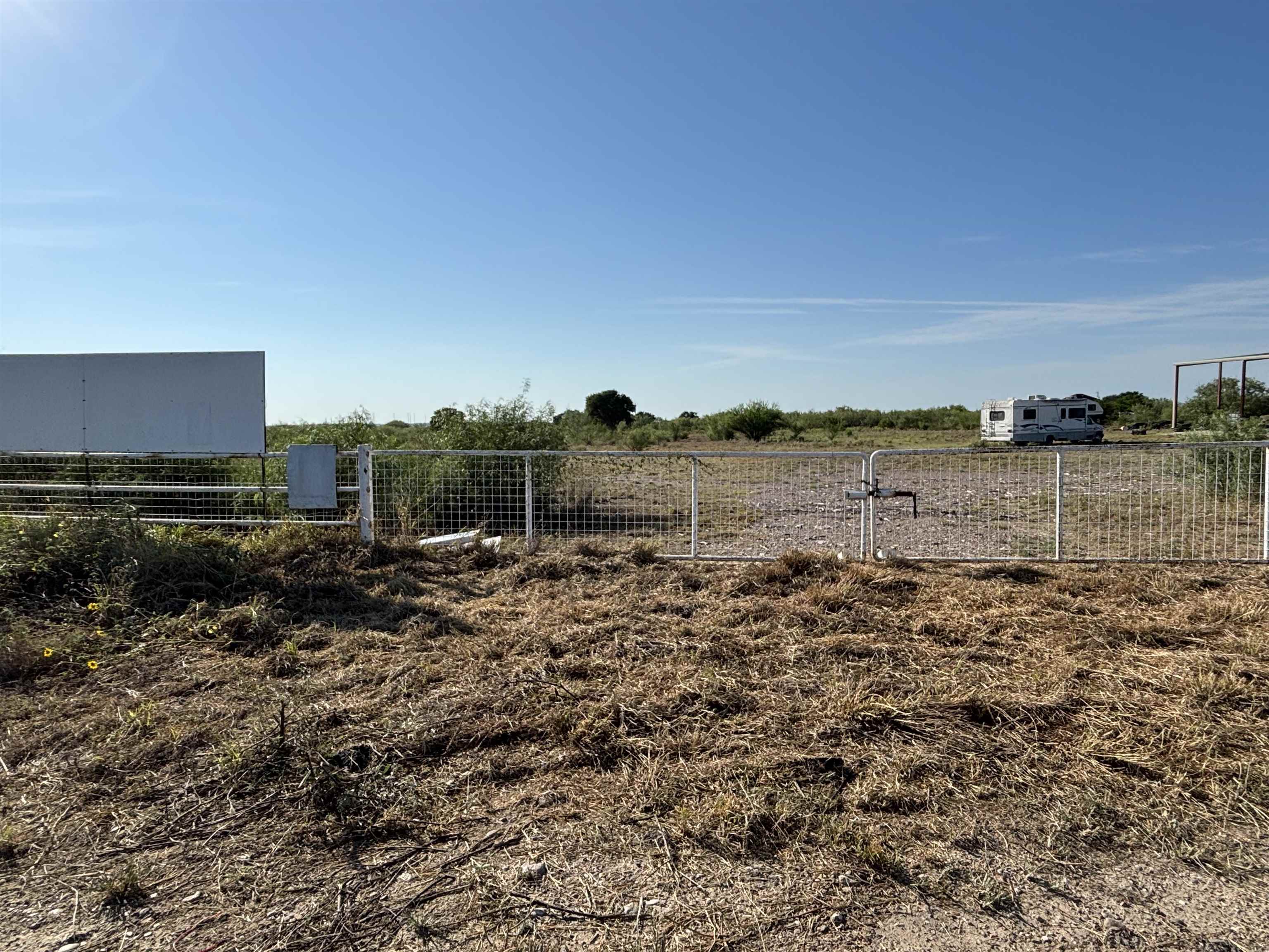 3428 S US Highway 83