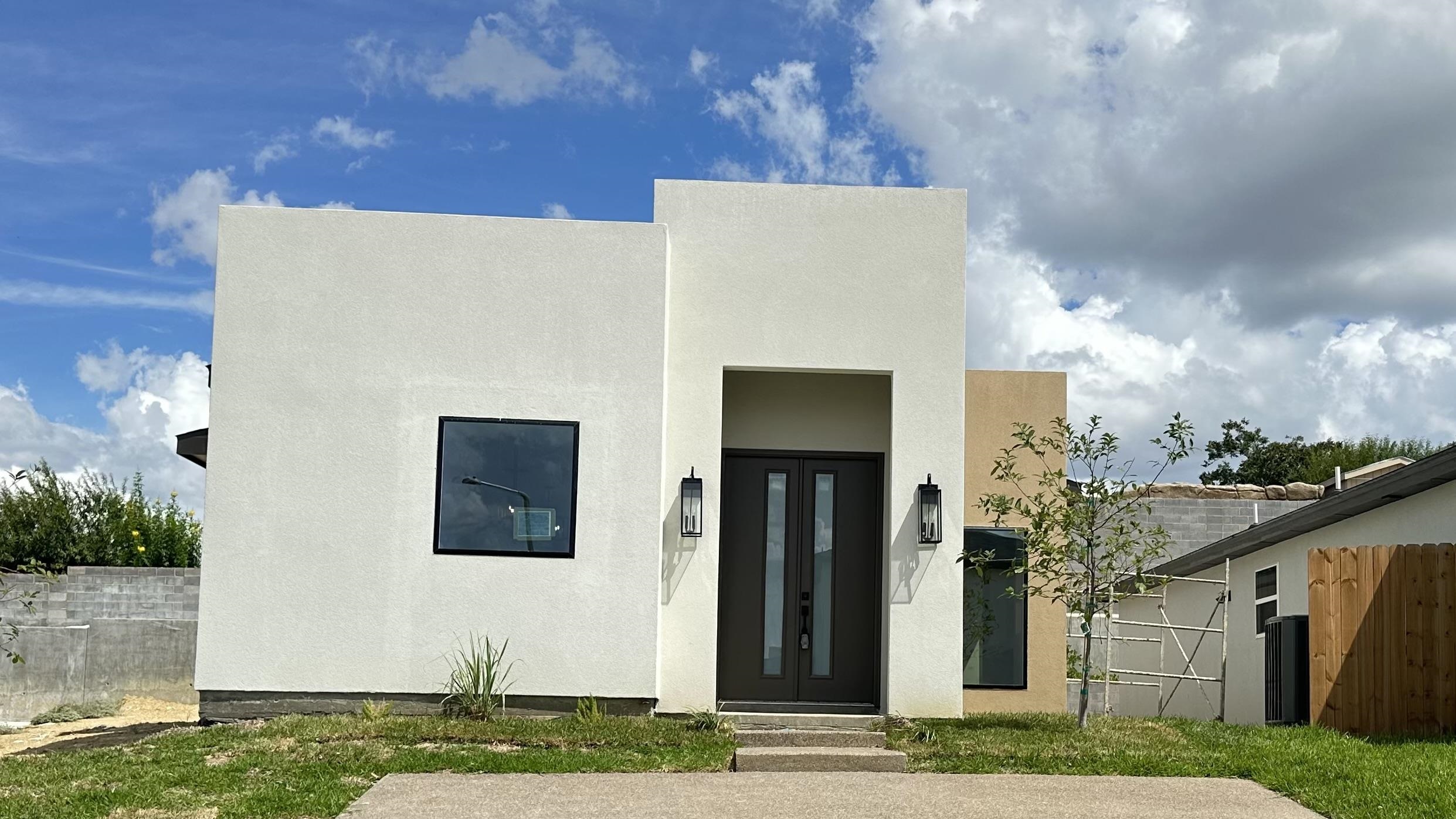 4403 Azulejo Dr. Property Photo 1