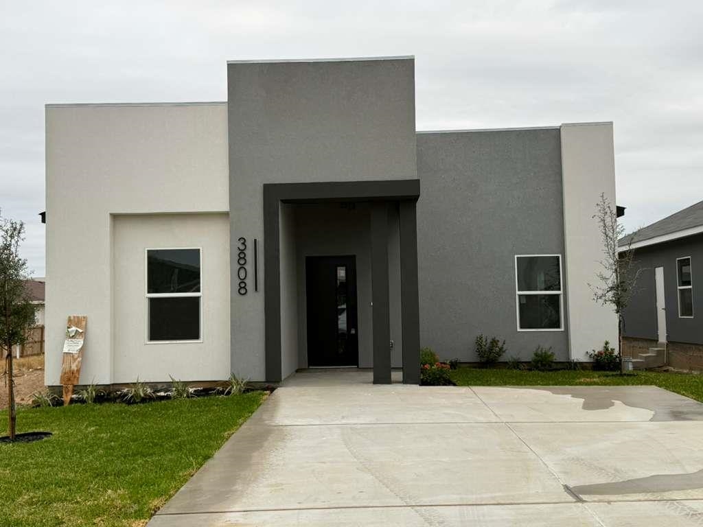 3808 Yoyis St. Property Photo 1