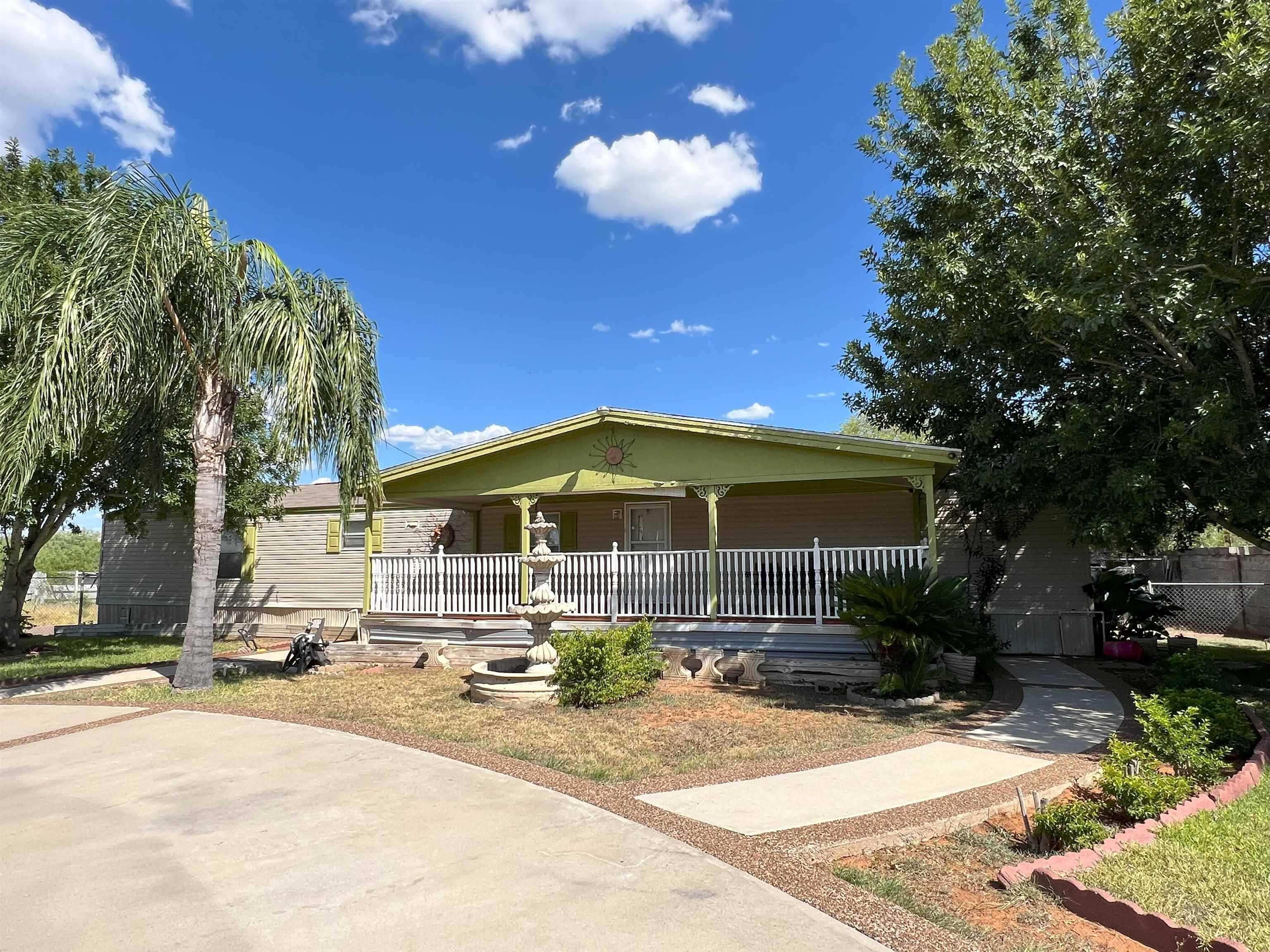 5303 Pharr Ln Property Photo 1