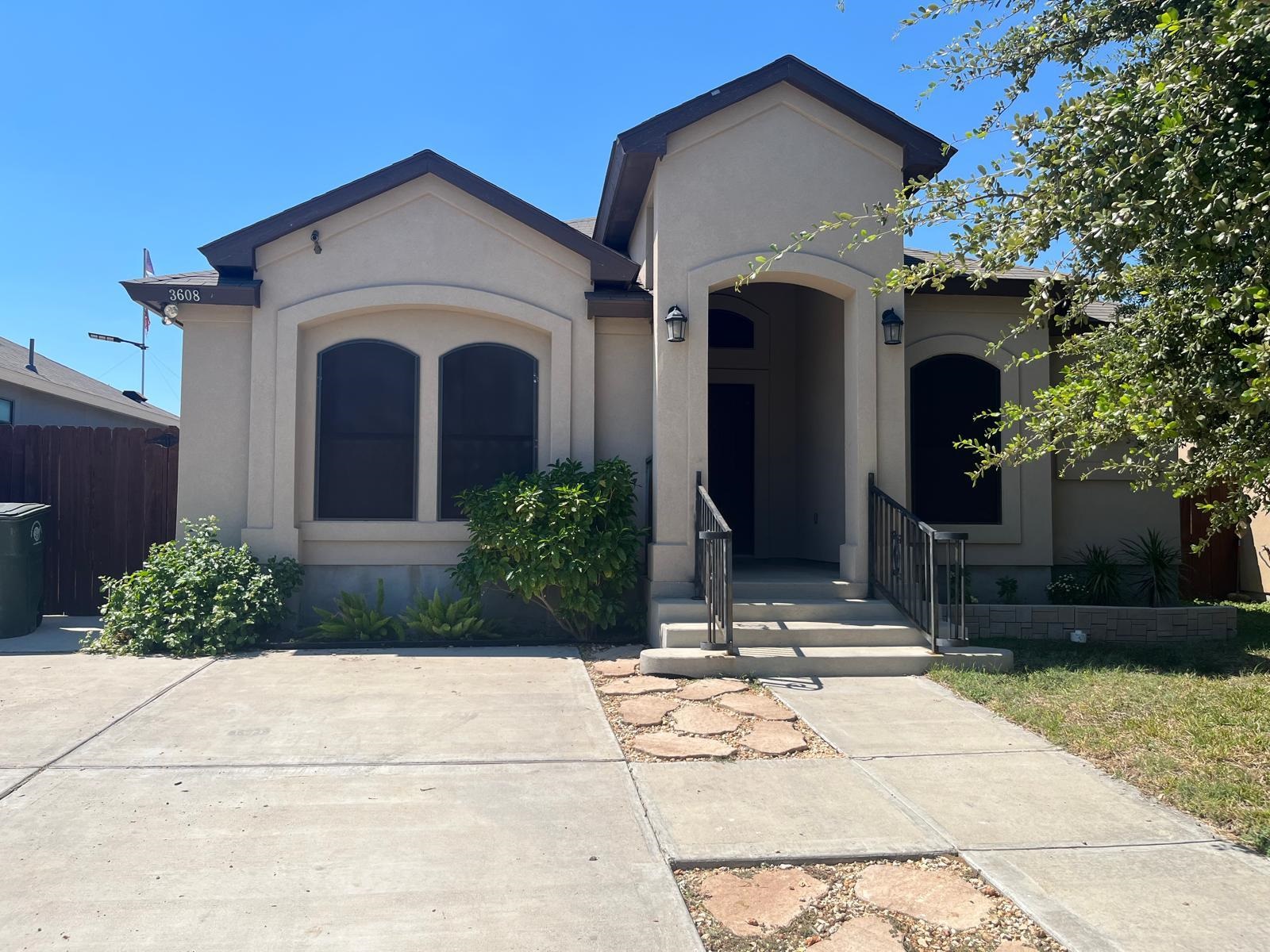 3608 Unknown Hero Dr Property Photo 1