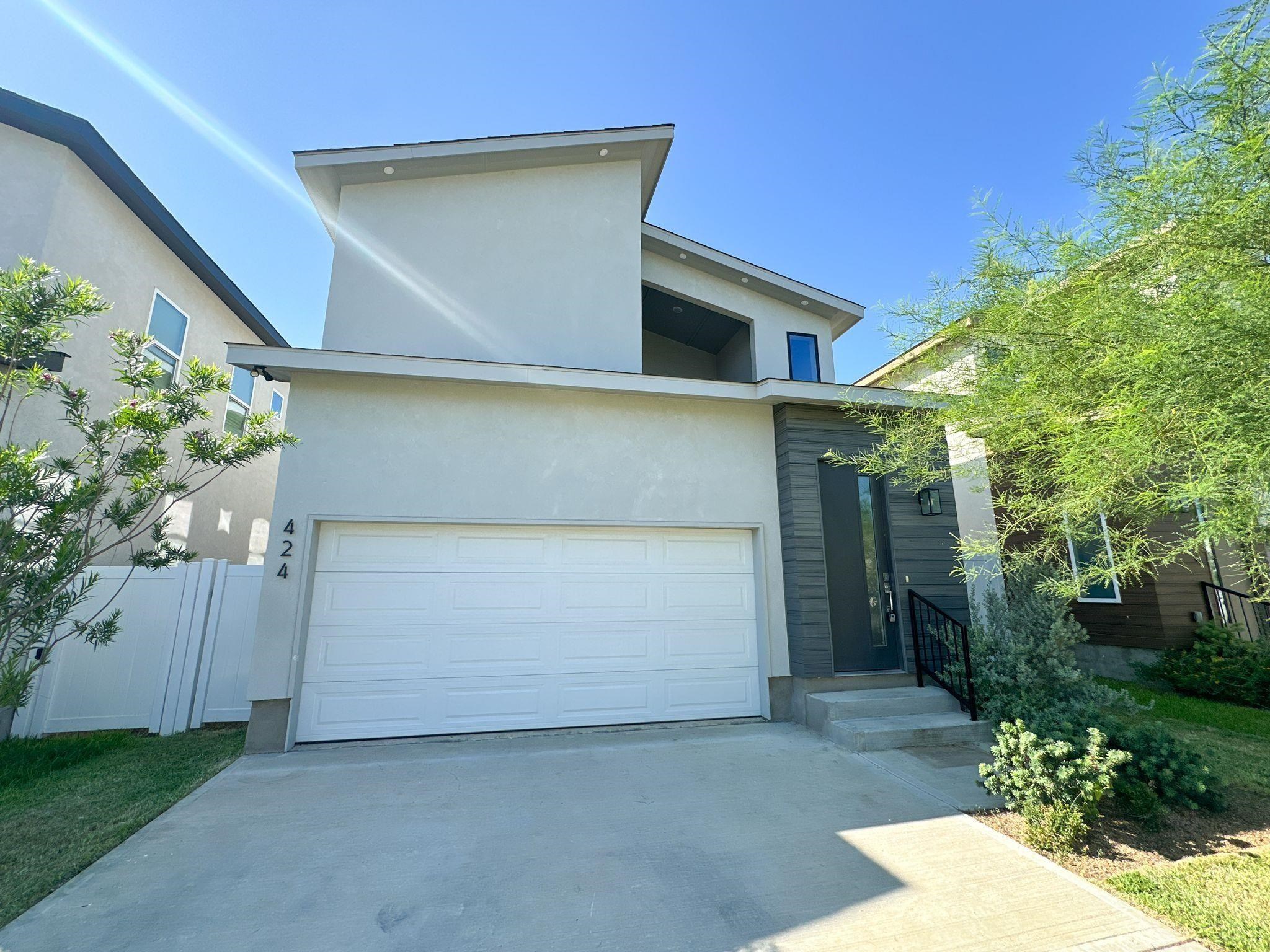 424 Deer Path Loop Property Photo 1