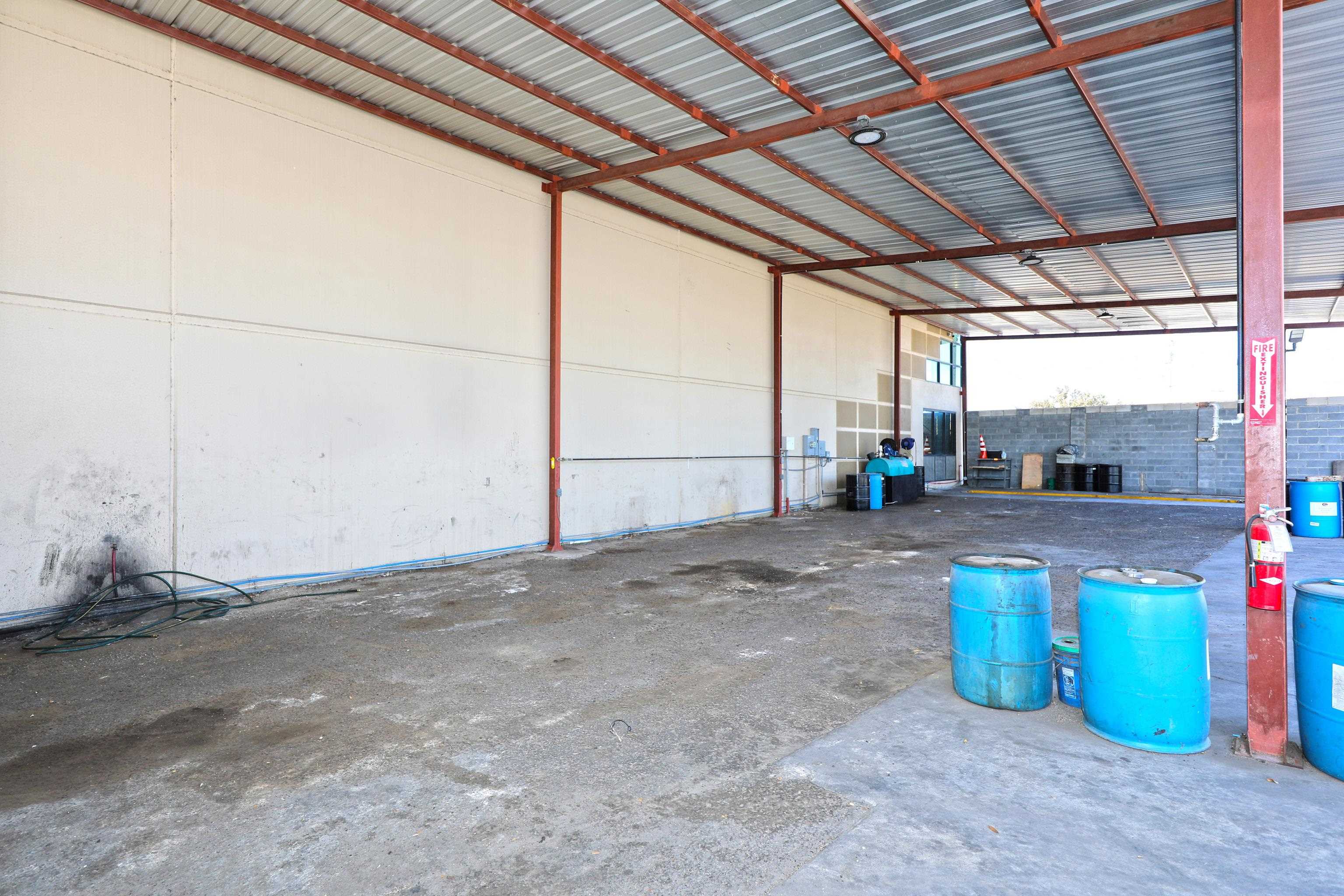 301 Grand Central Blvd Property Photo 13