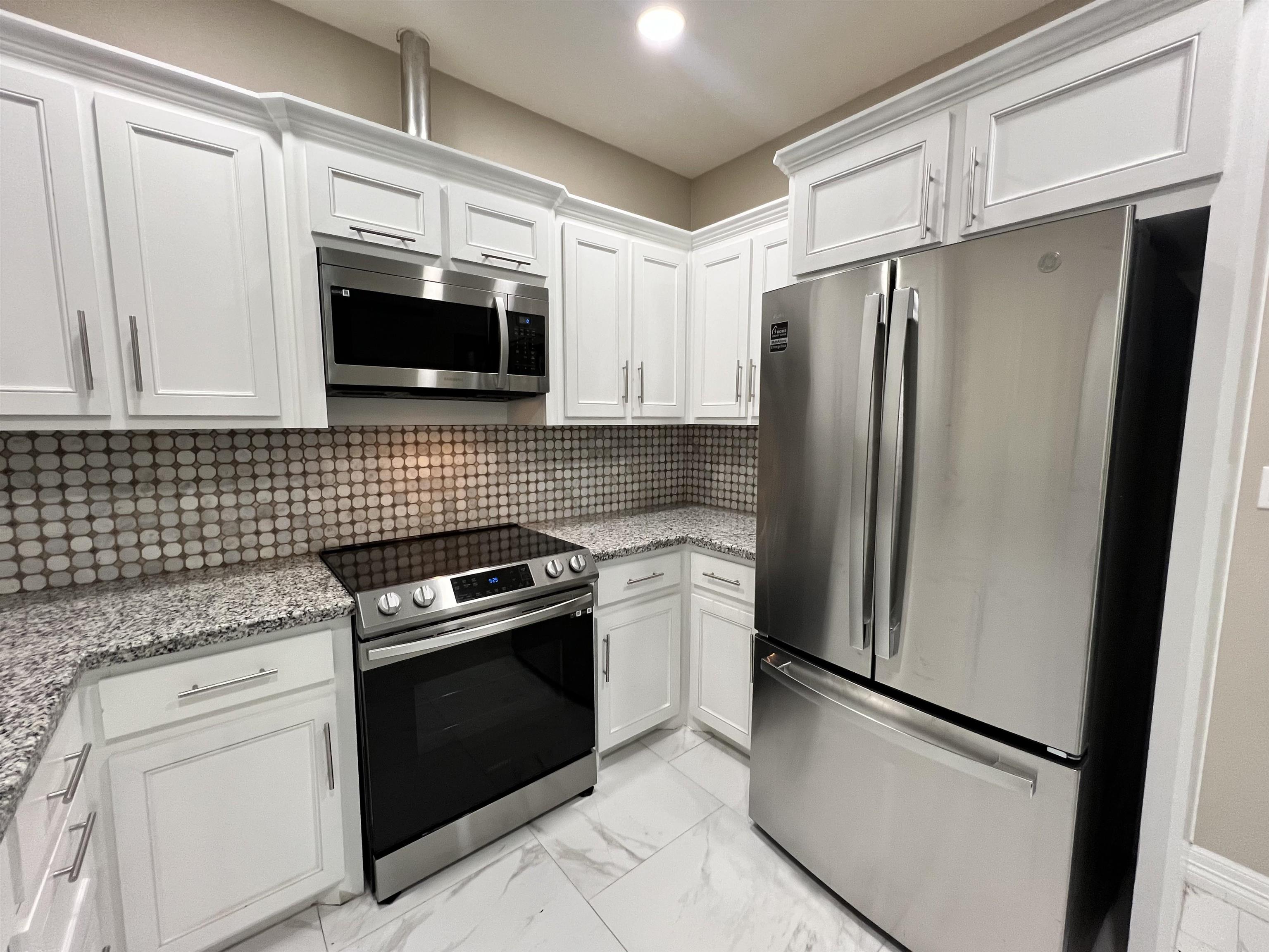 1103 Falcon Ave. Property Photo 19