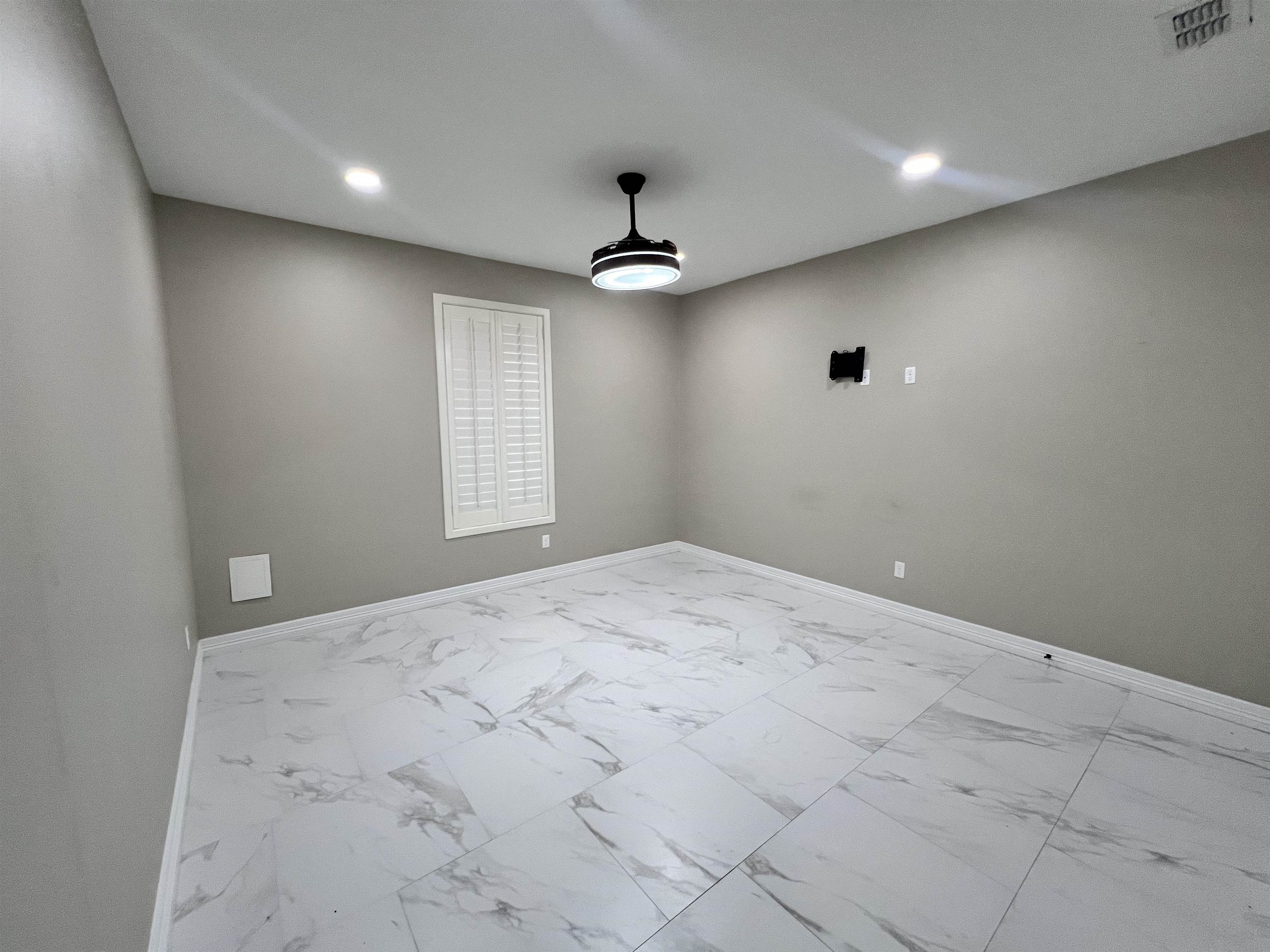 1103 Falcon Ave. Property Photo 23