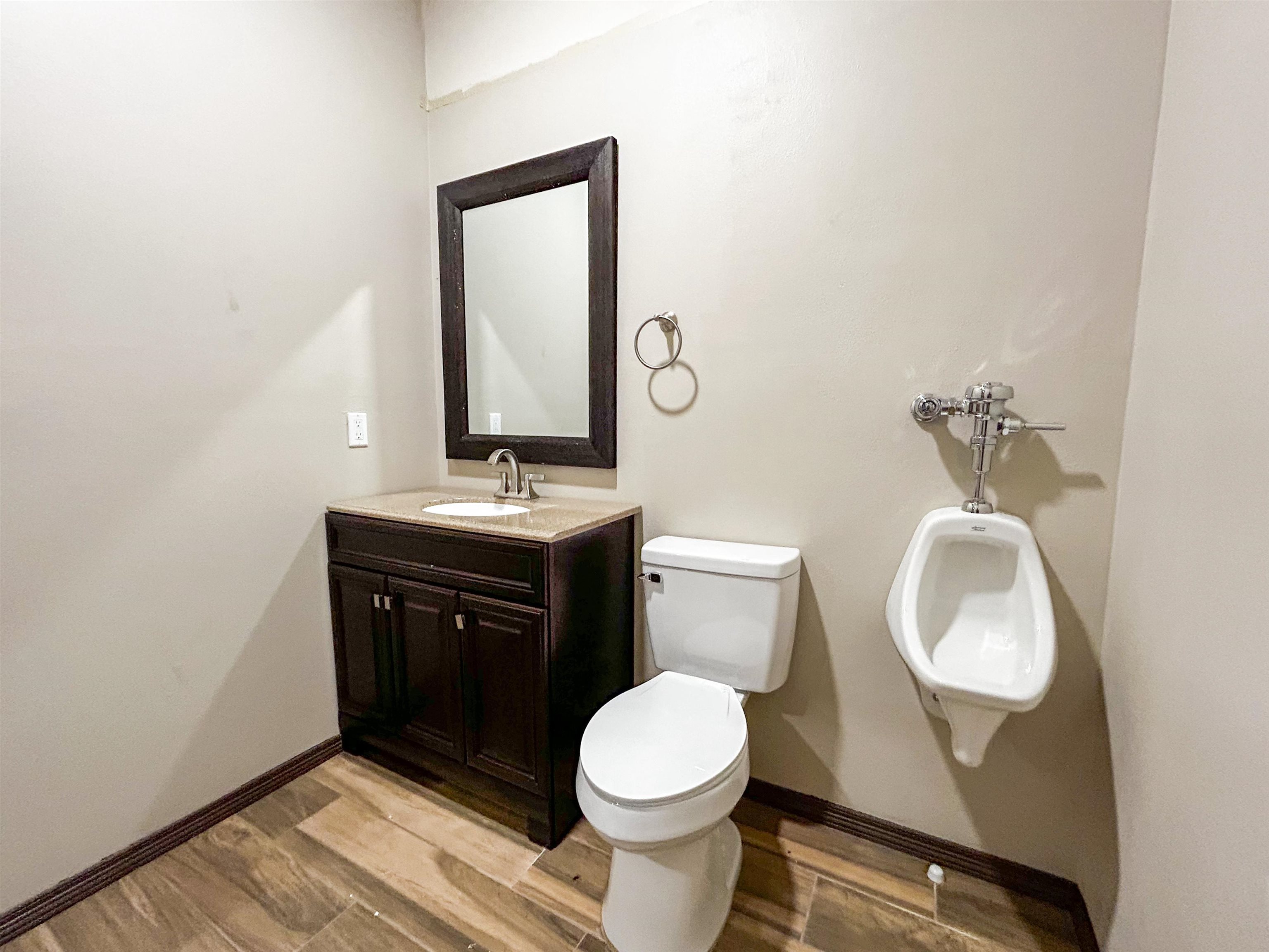 1103 Falcon Ave. Property Photo 33