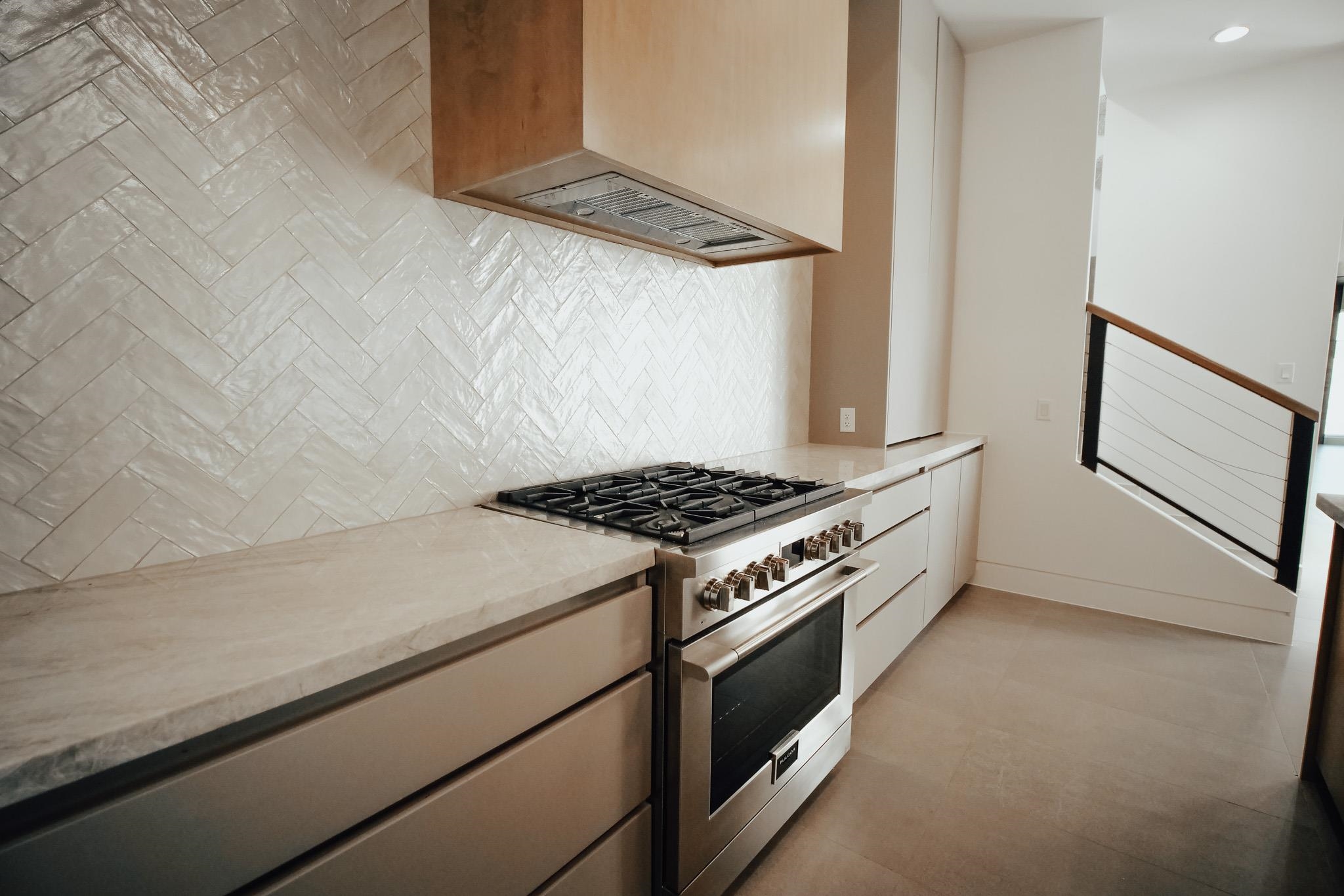 528 Journey Loop Property Photo 9