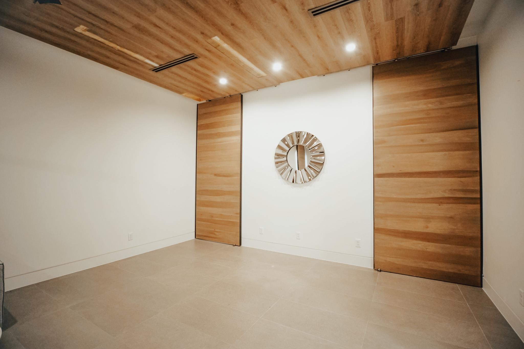 528 Journey Loop Property Photo 17