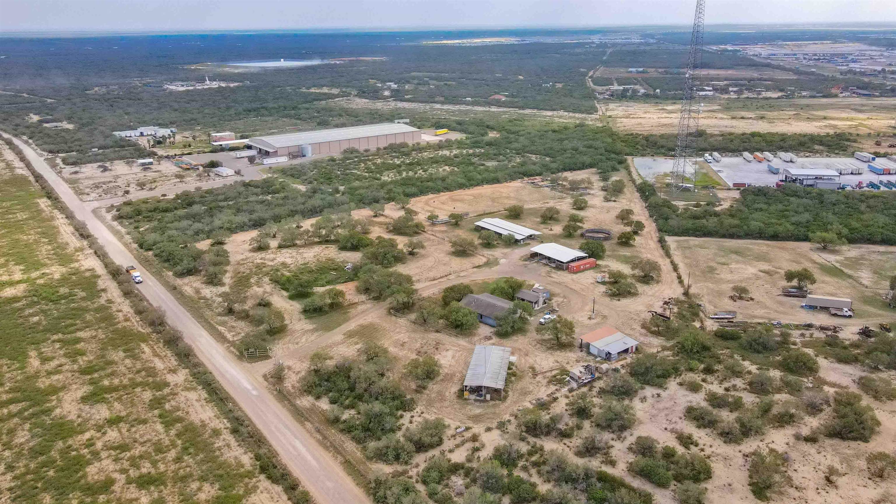 297 Webb Rd Property Photo 3