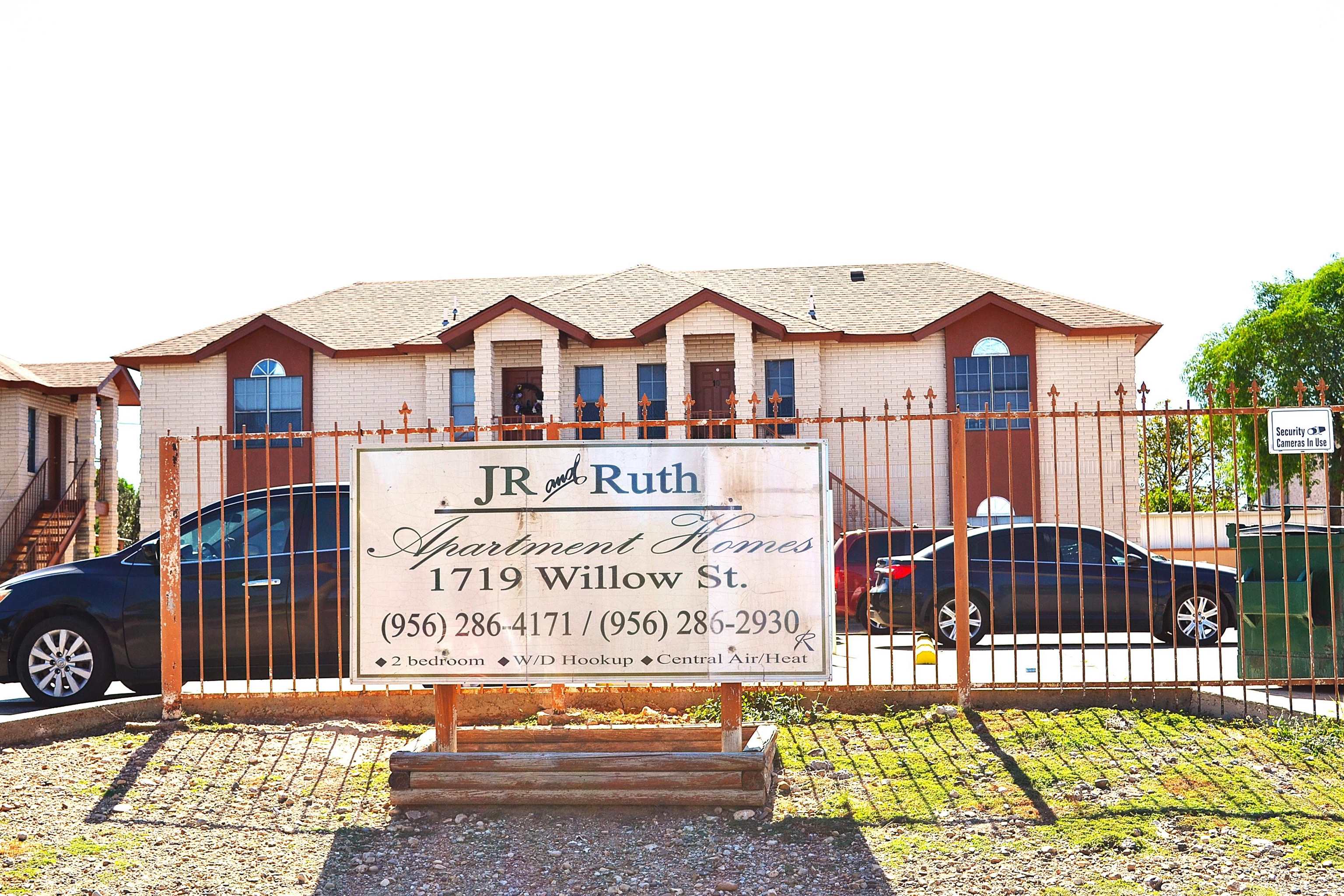 1719 Willow St Property Photo 1