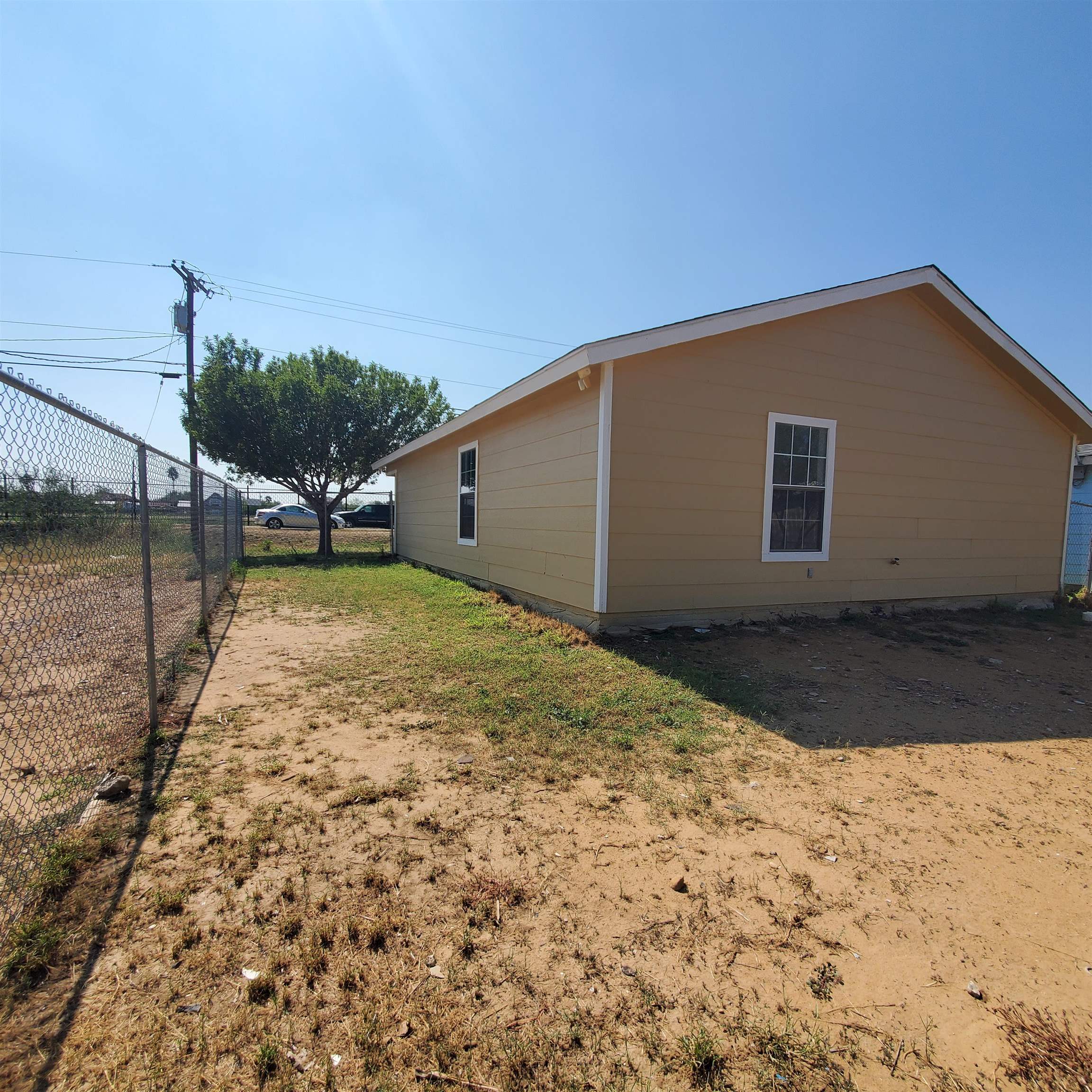 1206 Paseo De Danubio Property Photo 4