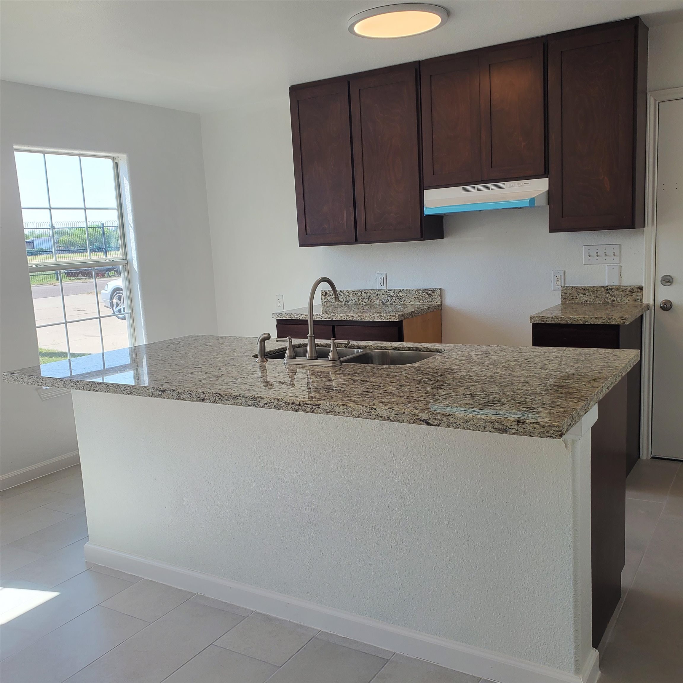 1206 Paseo De Danubio Property Photo 11