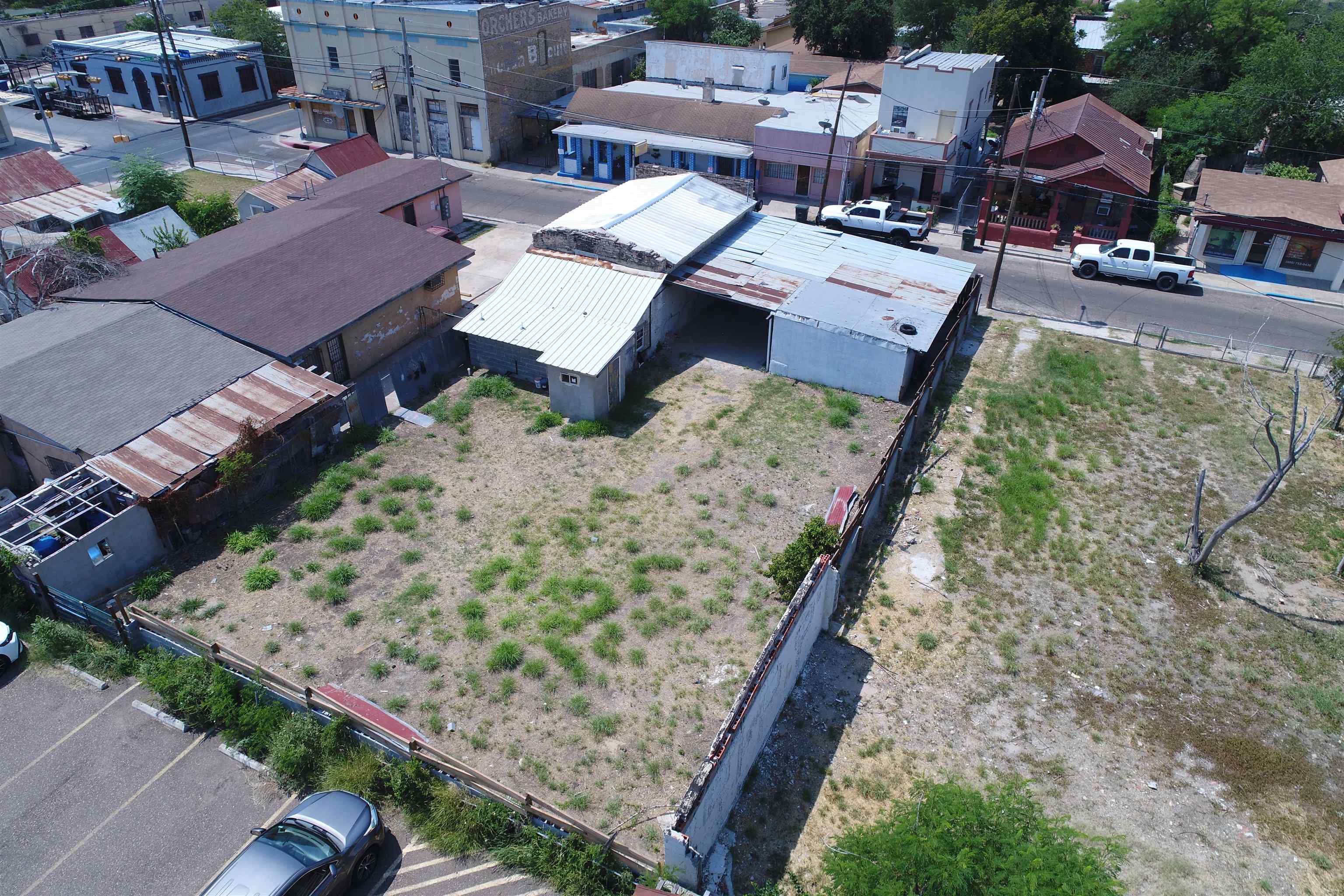 1508 Lincoln St Property Photo 5