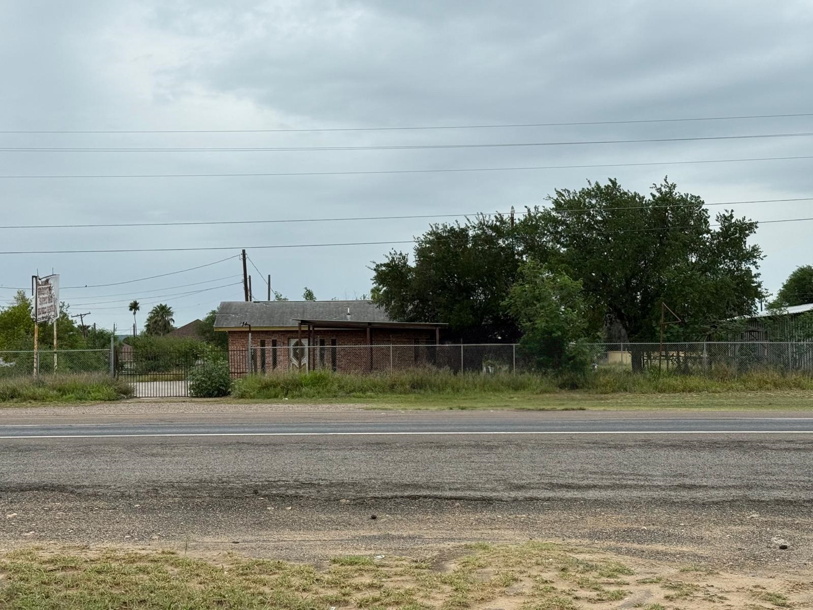 2865 S U.S. Hwy 83 Property Photo 1