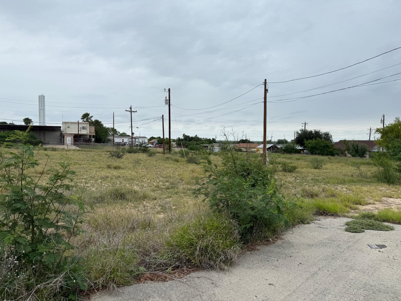 2865 S U.s. Hwy 83 Property Photo 13
