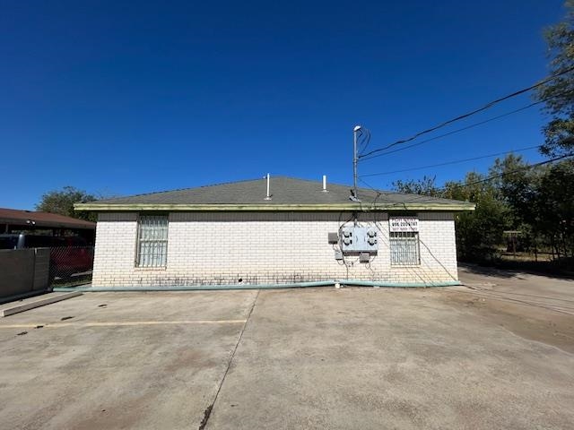 1446 Orquidia Ln E Property Photo 6