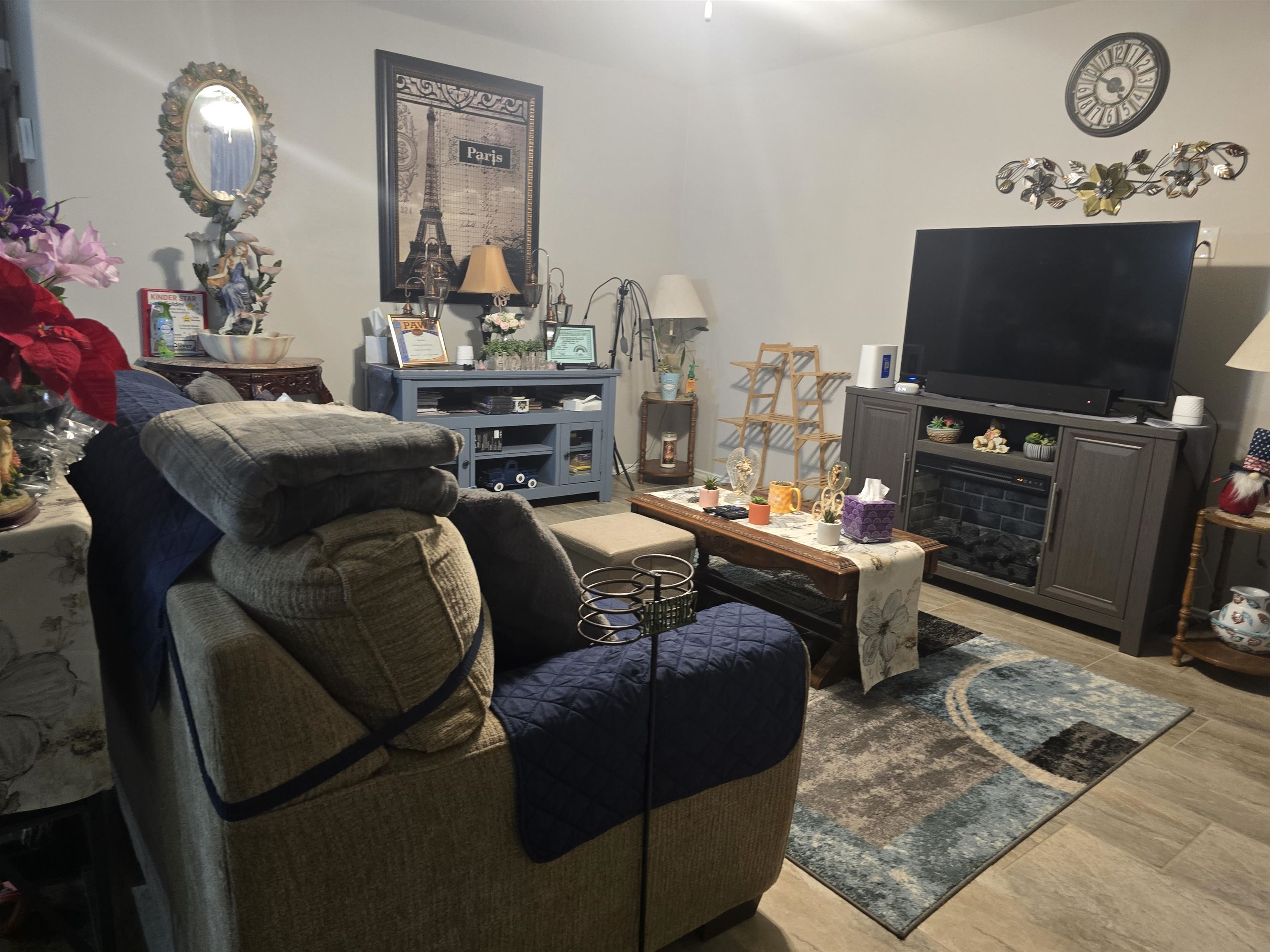 1507 Tesis Dr. Property Photo 5