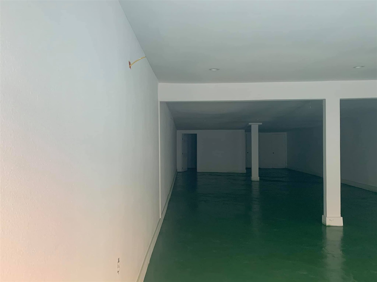 1404 Zaragoza St Property Photo 3