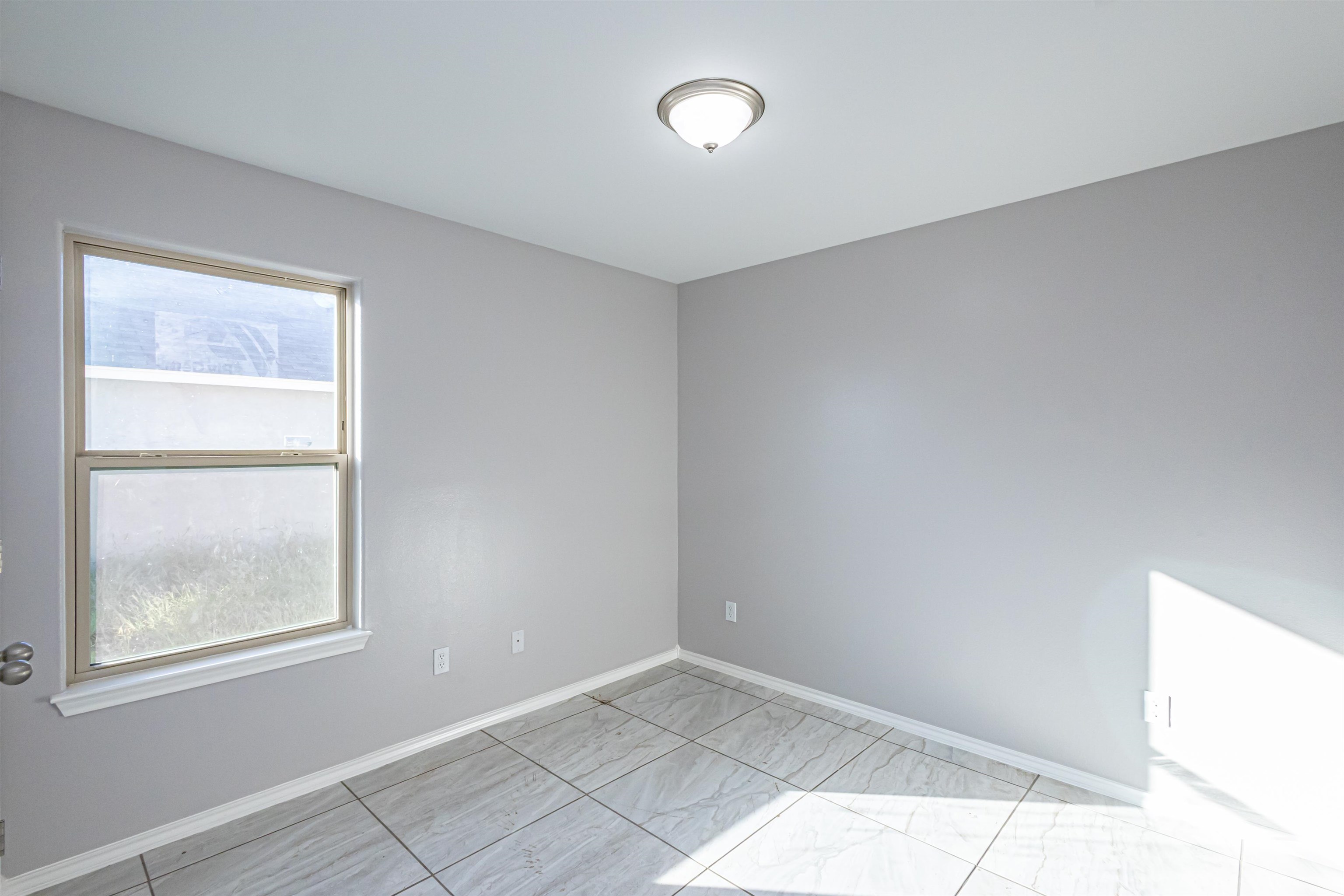 1508 Tesis Dr. Property Photo 12