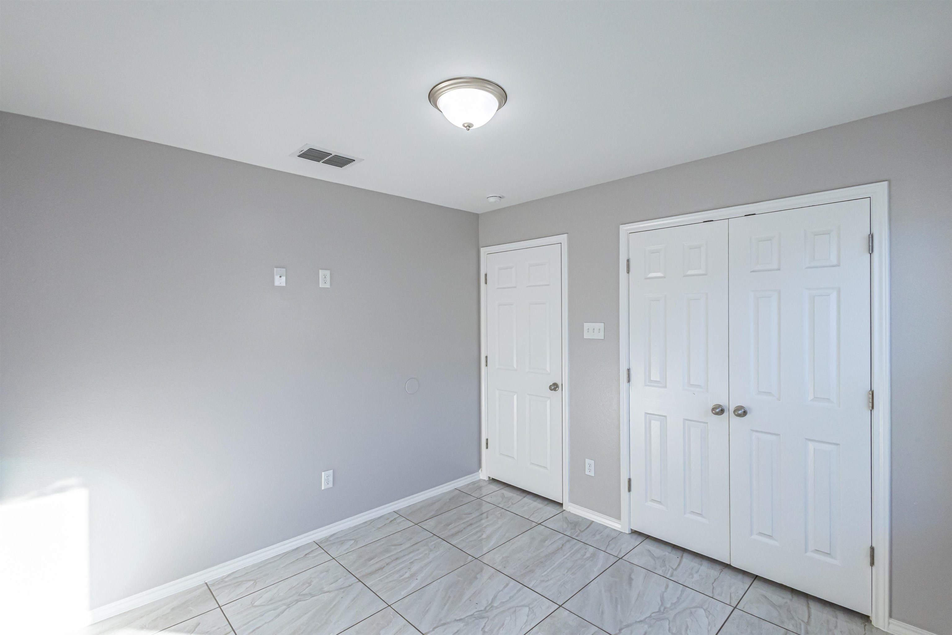 1508 Tesis Dr. Property Photo 13