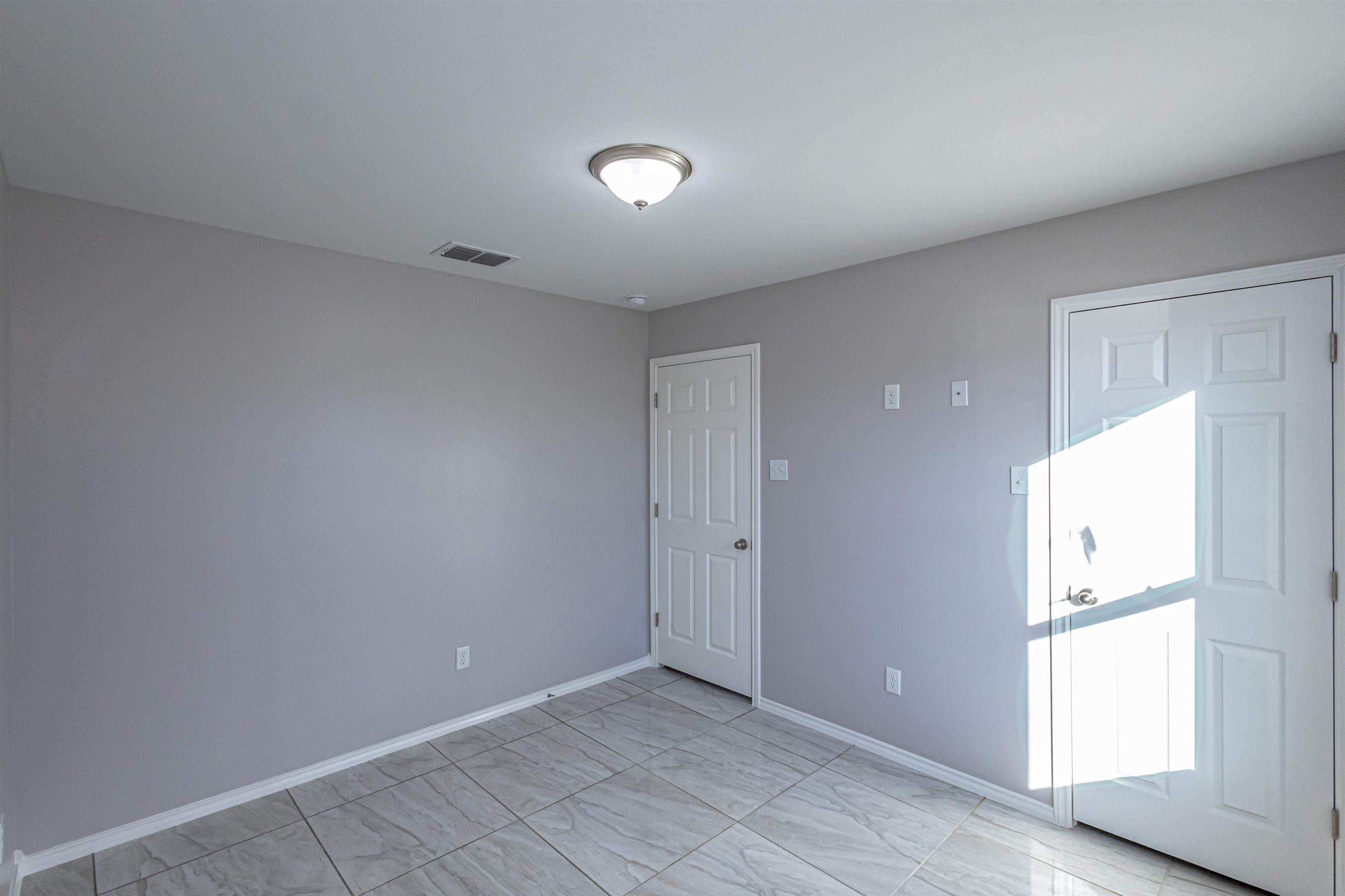 1508 Tesis Dr. Property Photo 15
