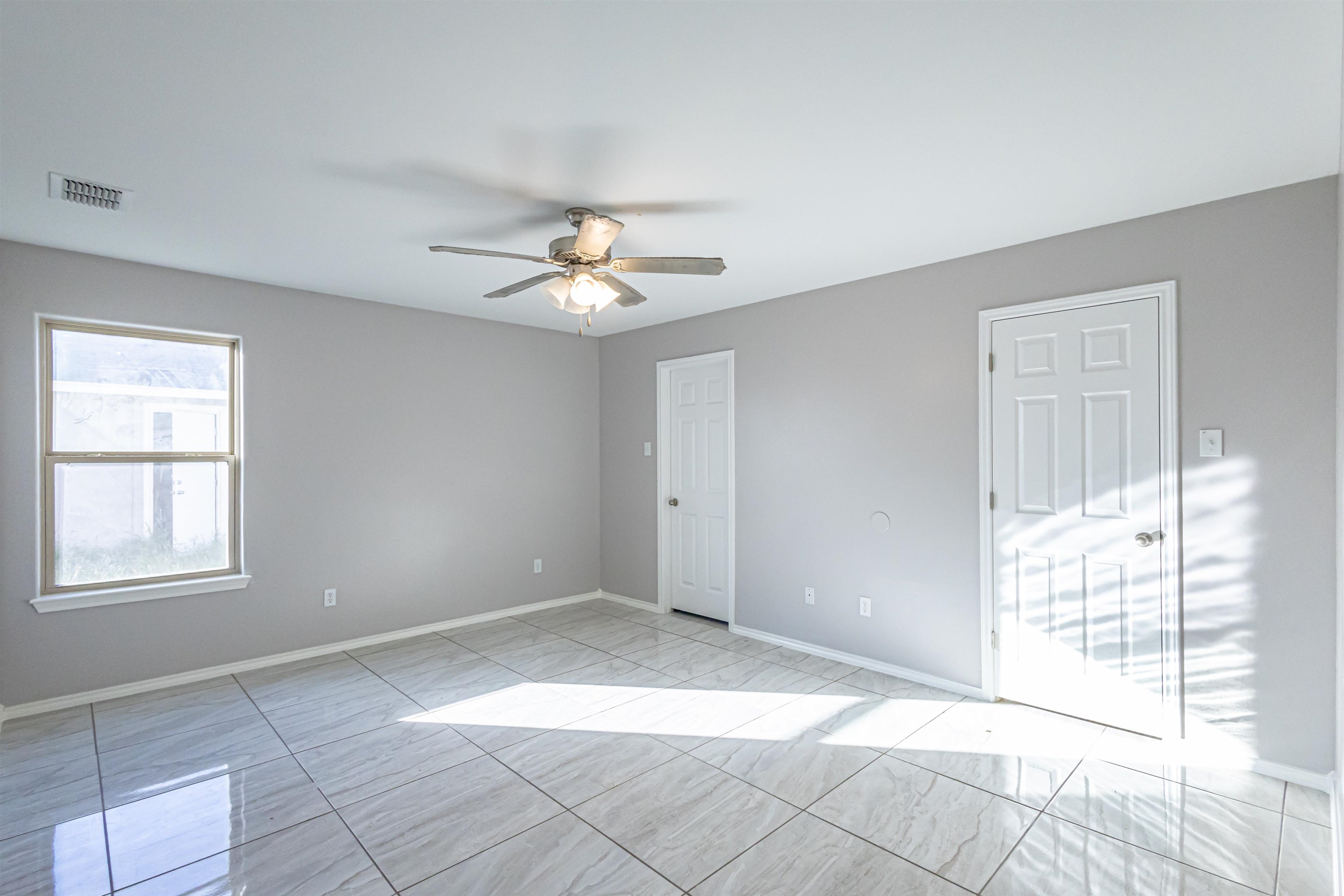 1508 Tesis Dr. Property Photo 16
